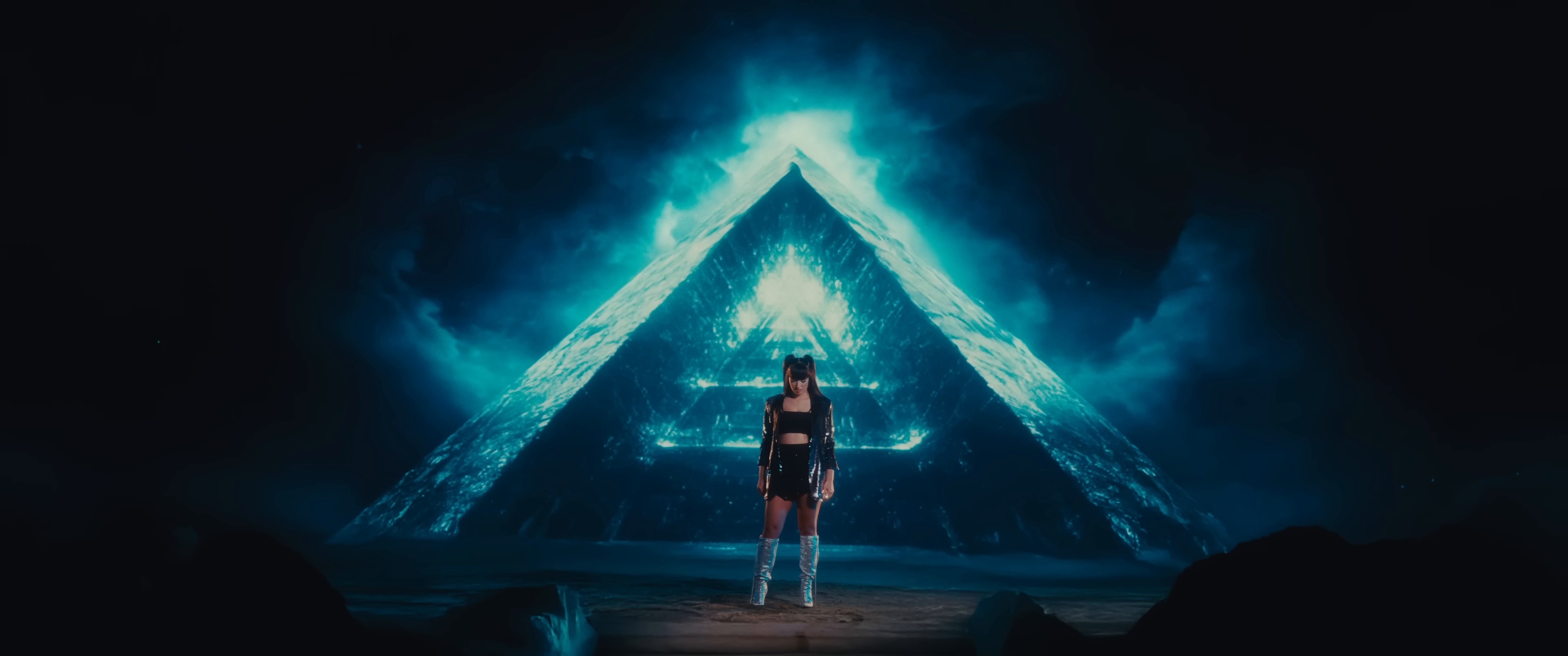 Bine Rau (2024) —  shot,  lighting