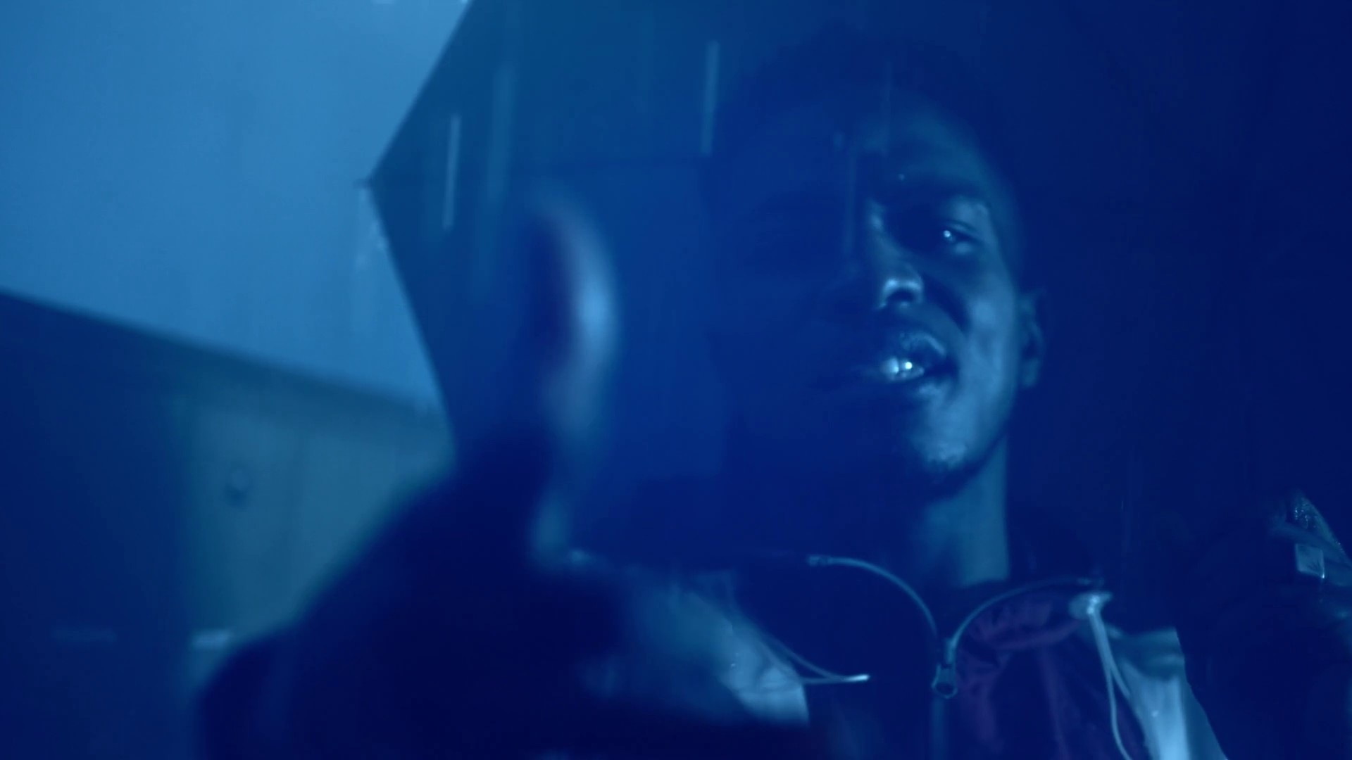 Bâtiment (2019) —  shot,  lighting