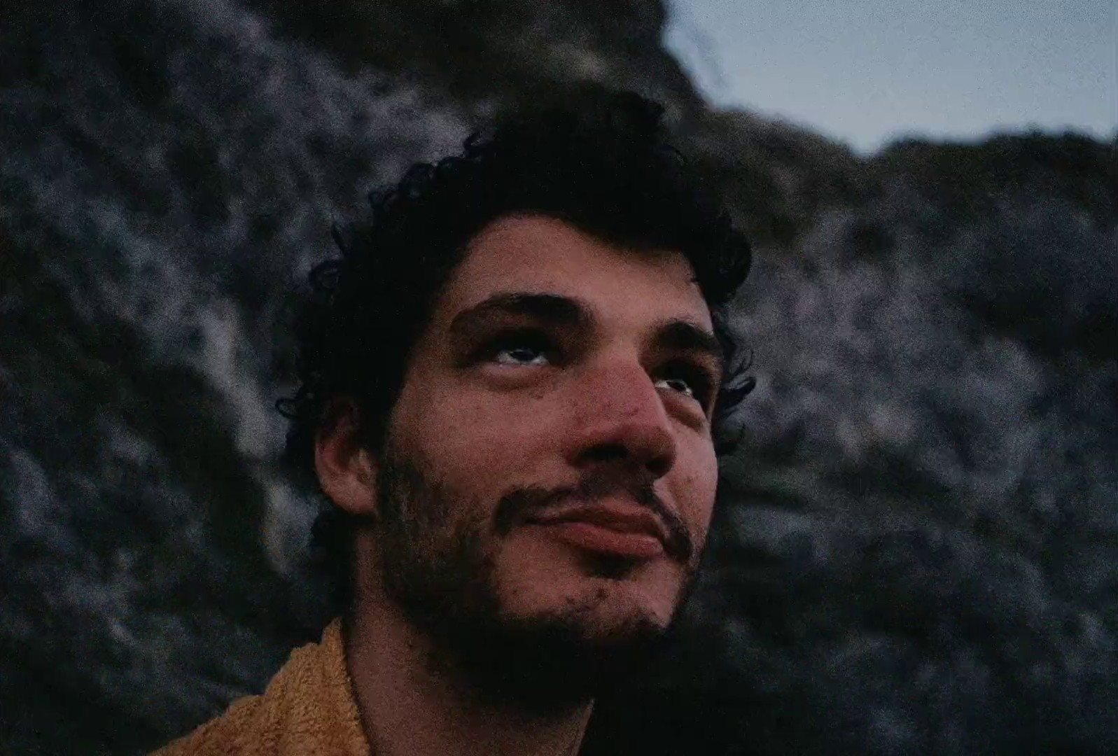 Amstel - Πάμε να αφήσουμε το μυαλό να ανασάνει… (2024) —  shot,  lighting