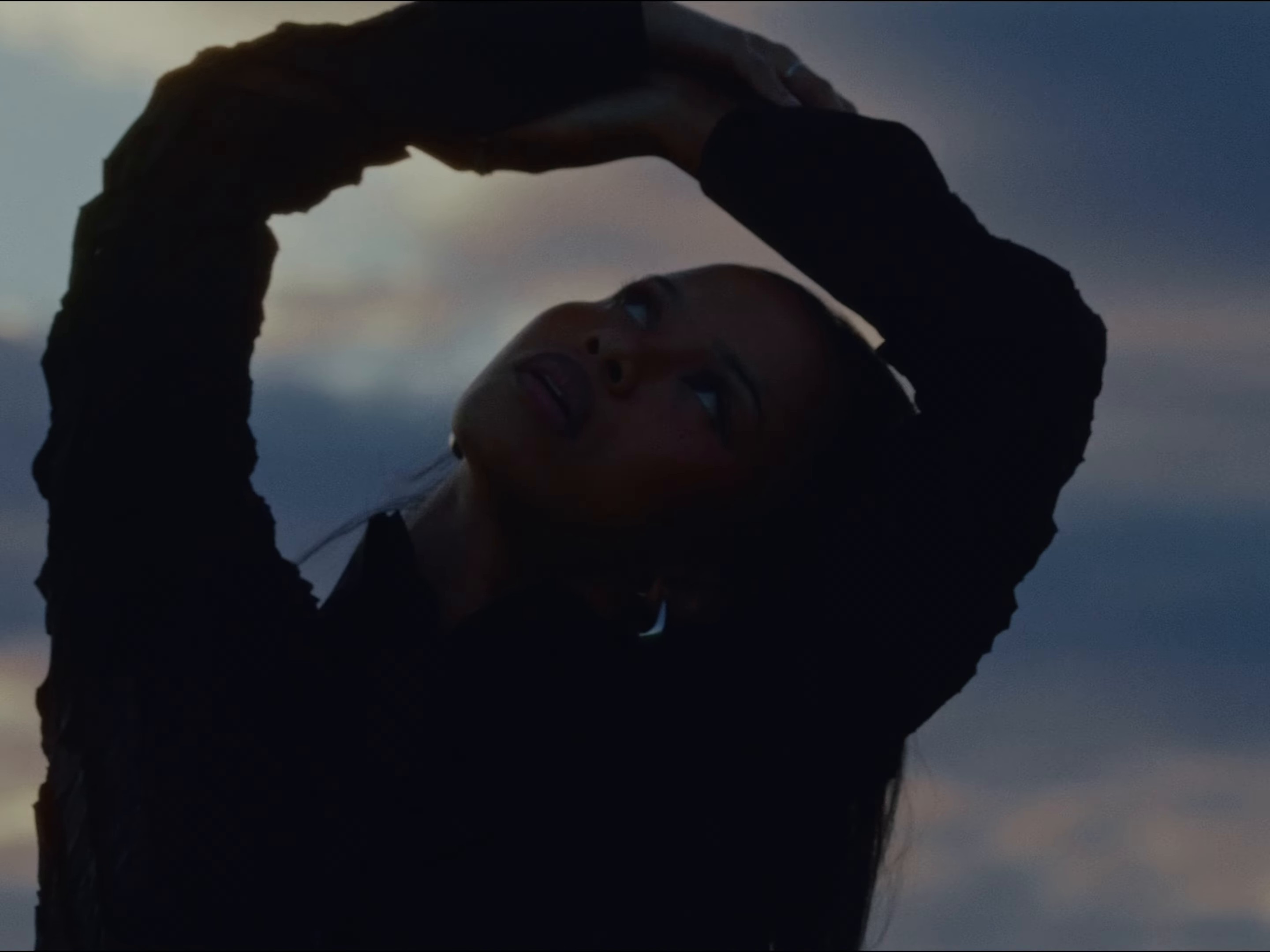 Don't Worry Bout Me (2024) —  shot,  lighting