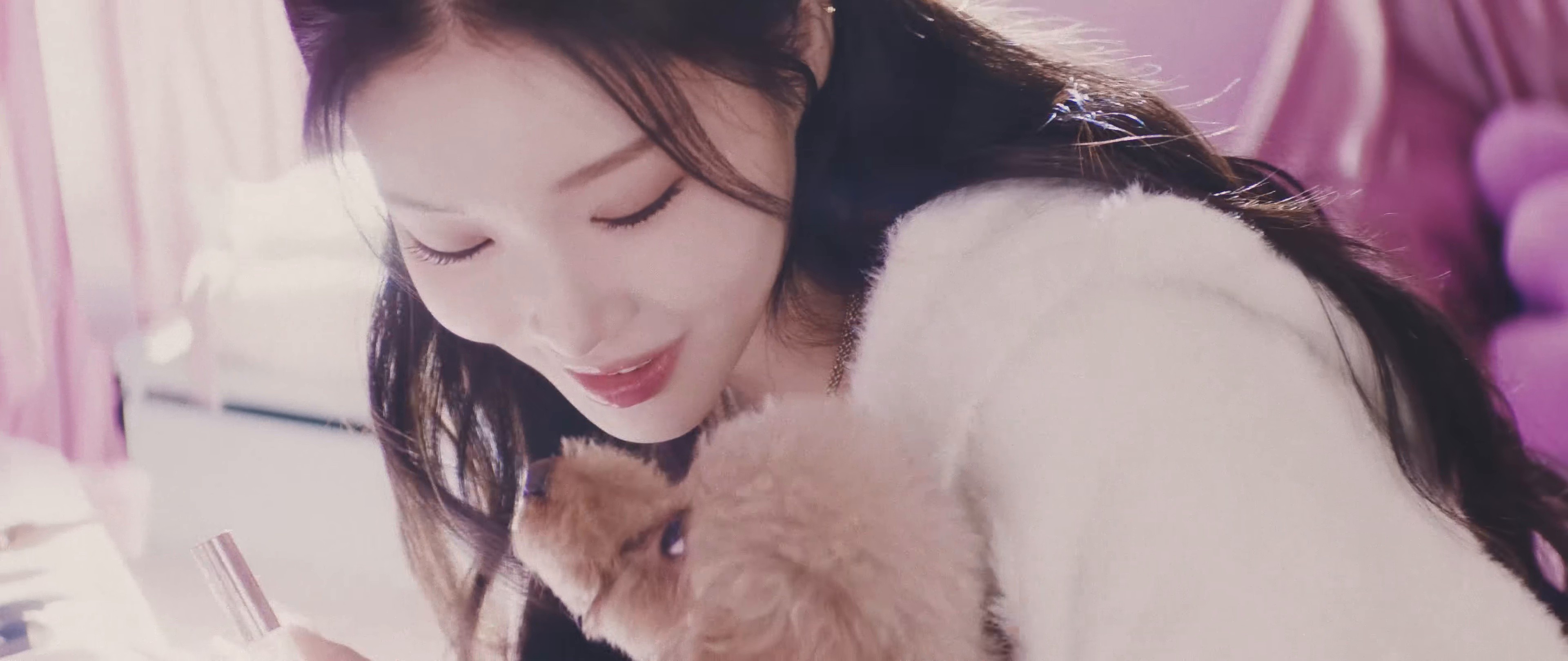 Sleigh (2024) —  shot,  lighting