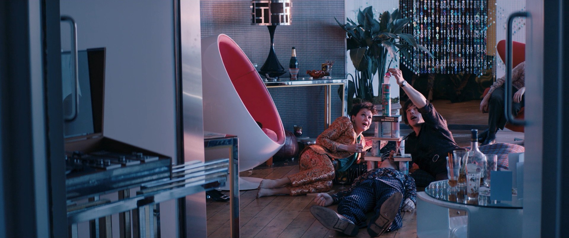 Judy (2019) —  shot,  lighting