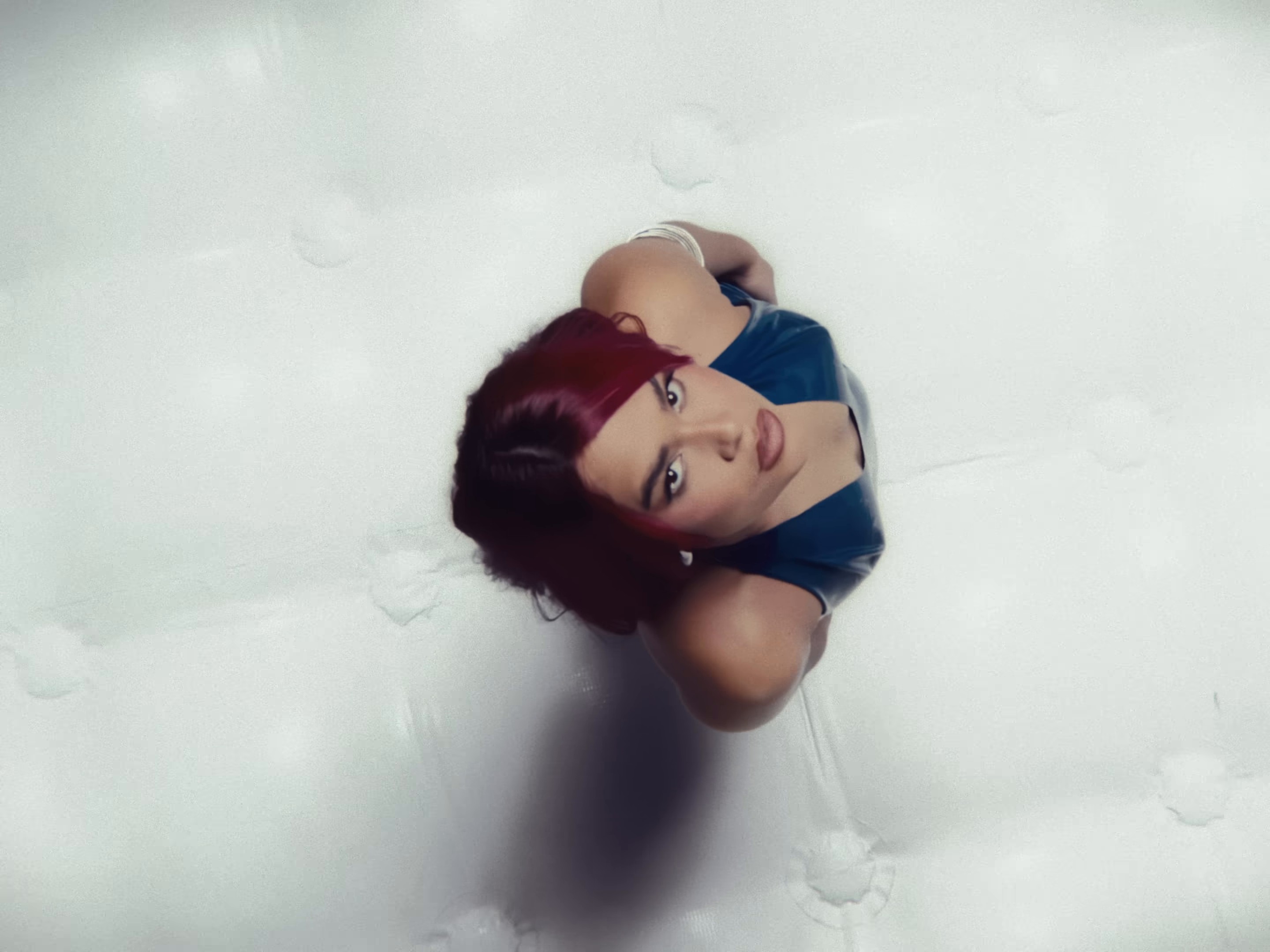 MTG Não Fosse Tão Tarde (2024) —  shot,  lighting