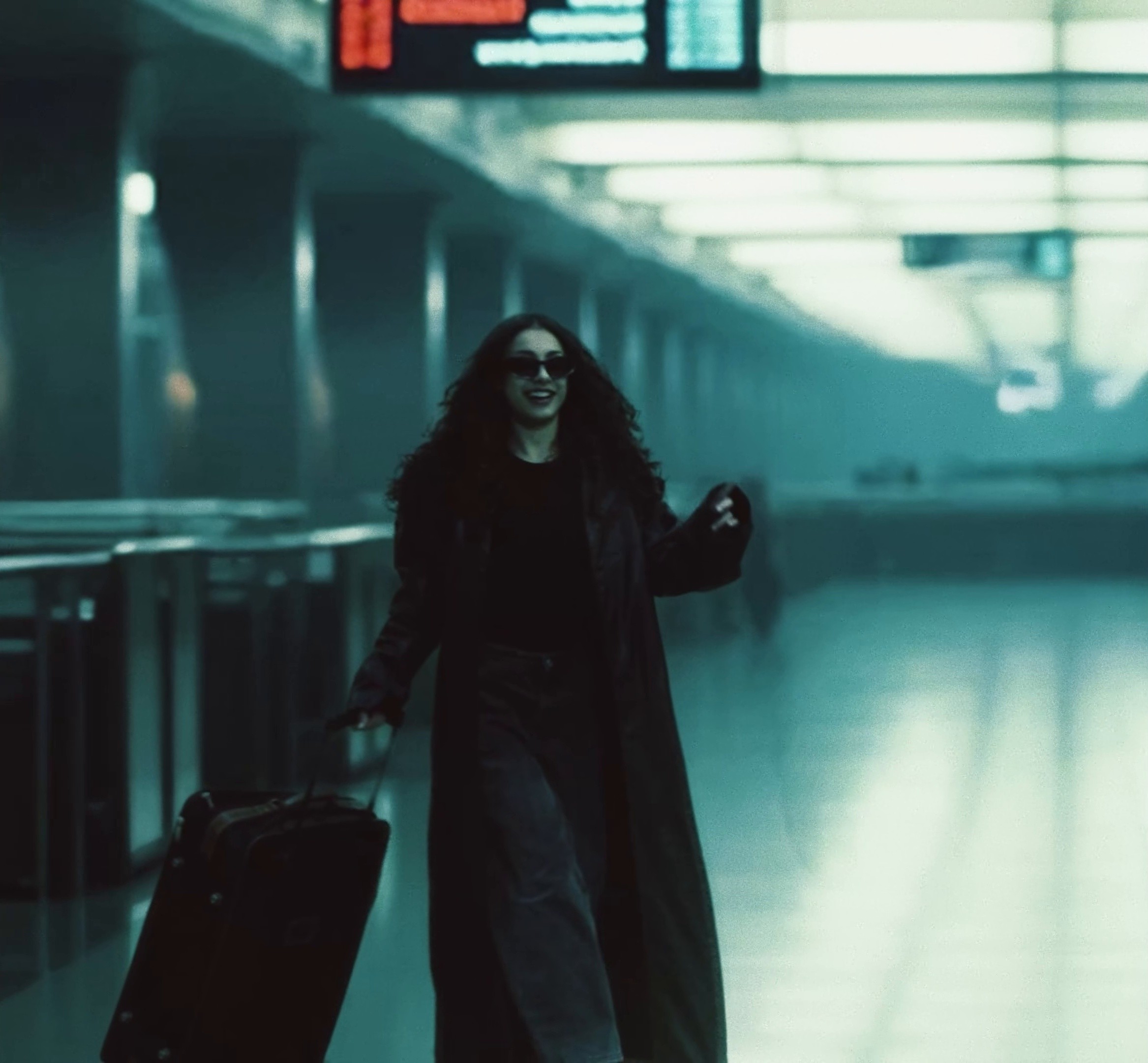 100 FOIS (2025) —  shot,  lighting