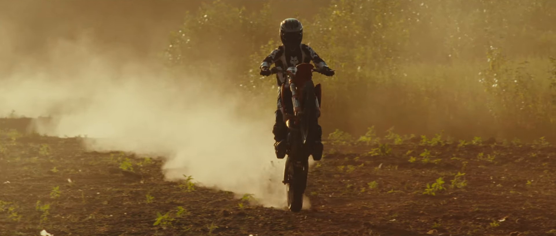 Sunday Shoes (2024) —  shot,  lighting