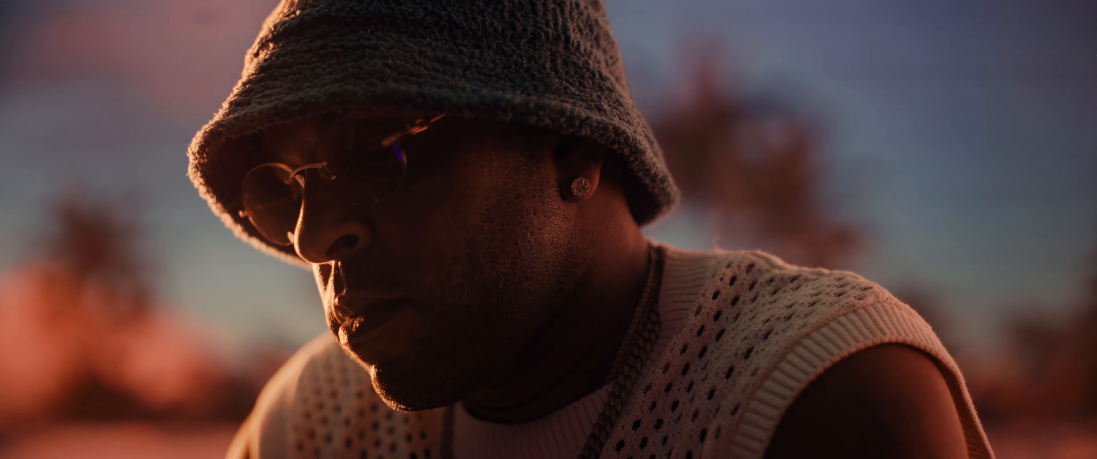 Comfortable (2025) —  shot,  lighting