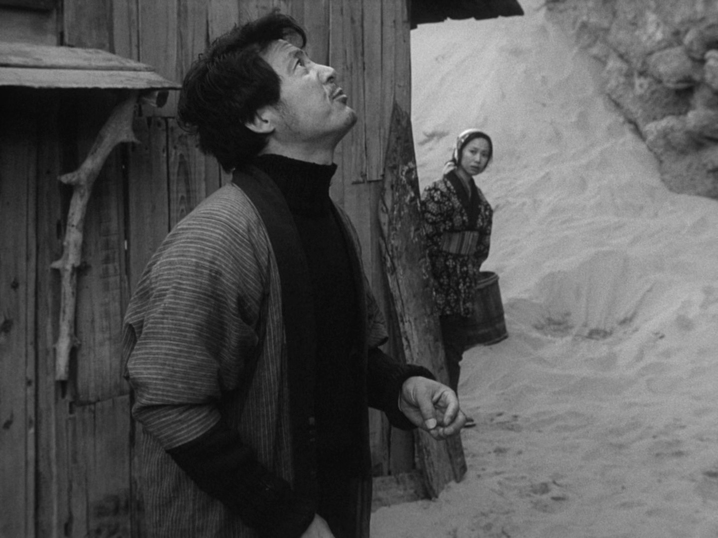 Woman in the Dunes (1966) —  shot,  lighting