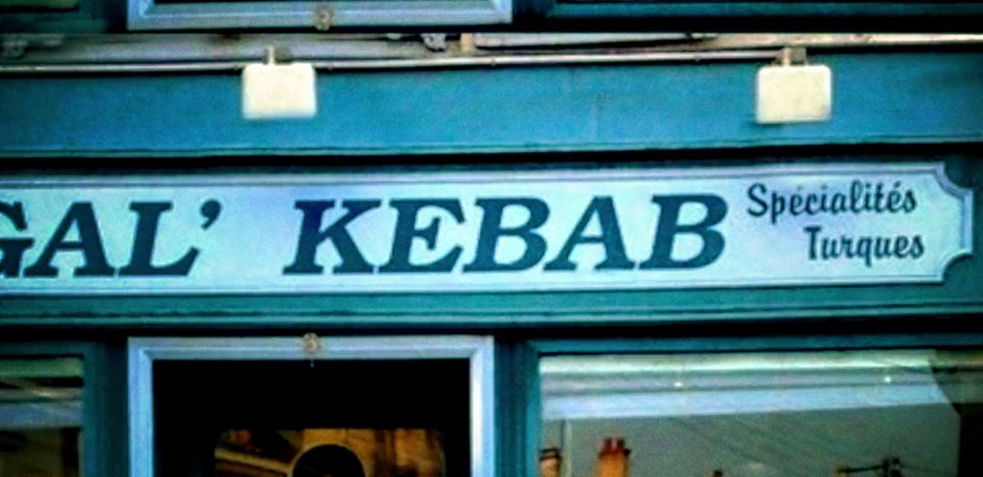 Soy español pero tengo un kebab (2021) —  shot,  lighting