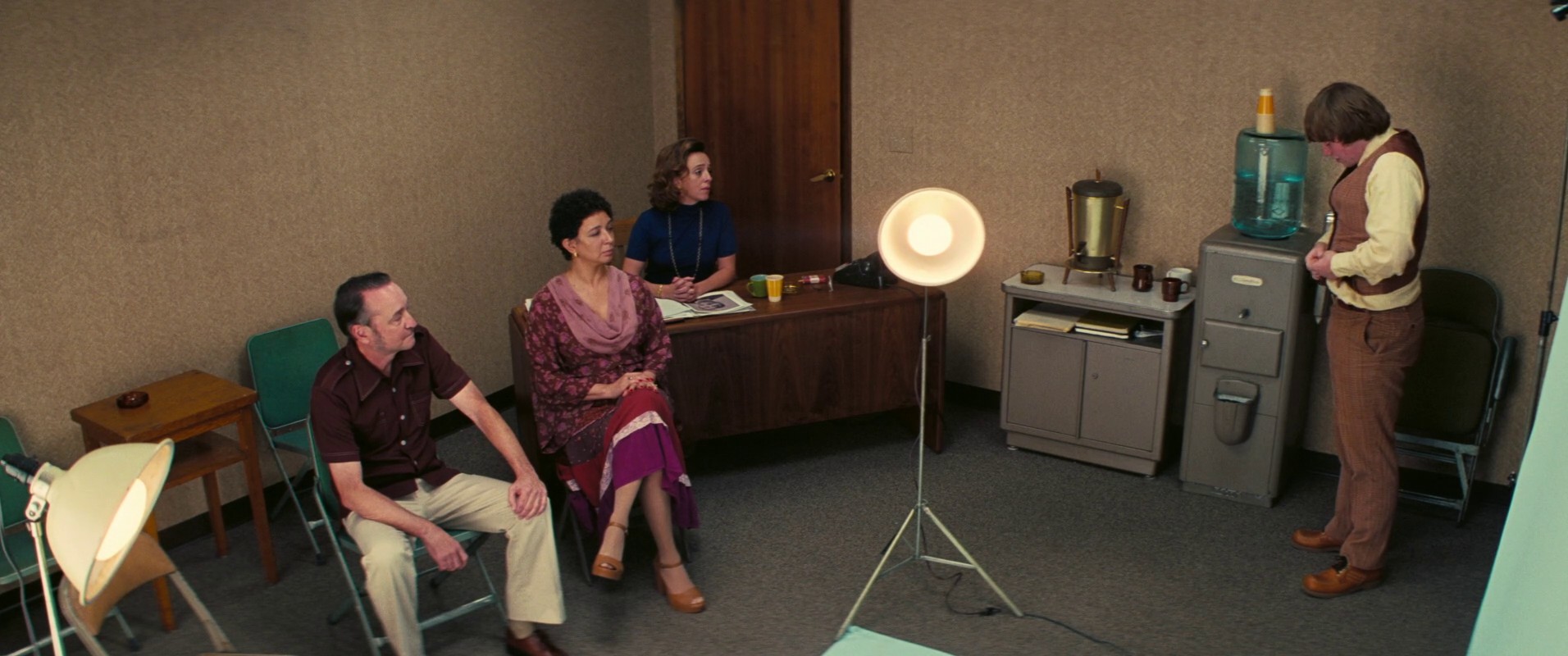 Licorice Pizza (2021) —  shot,  lighting