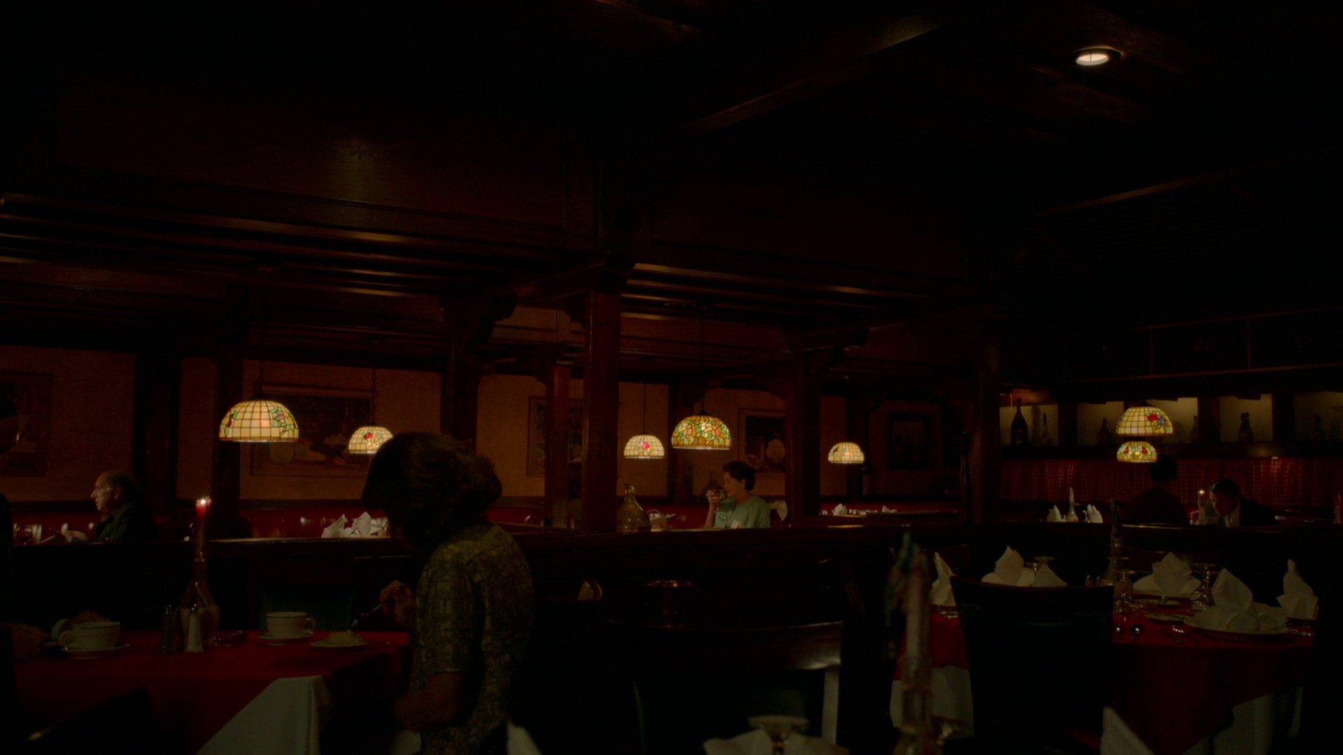 Mommie Dearest (2017) —  shot,  lighting