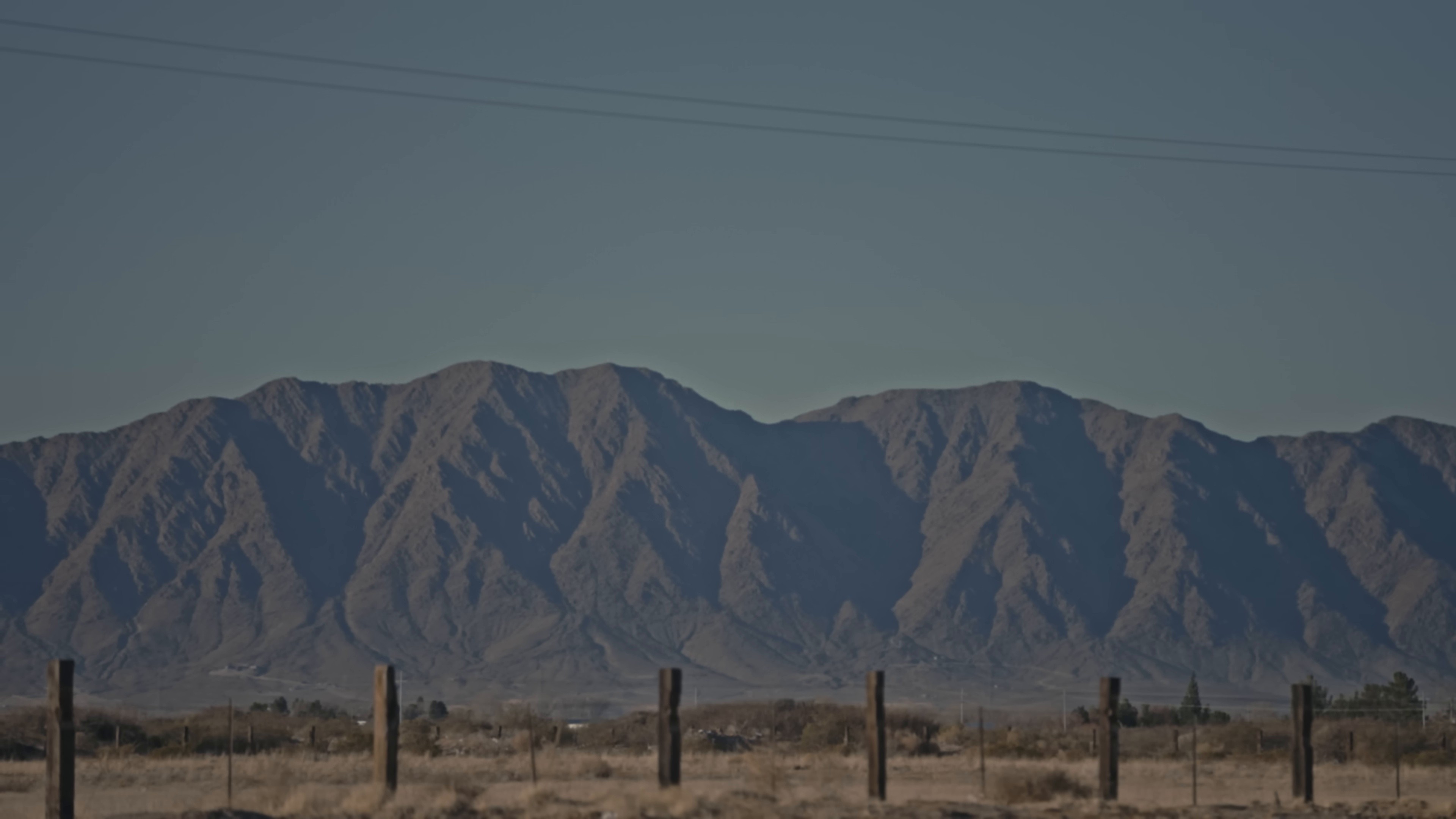 500 Palabras (2025) —  shot,  lighting