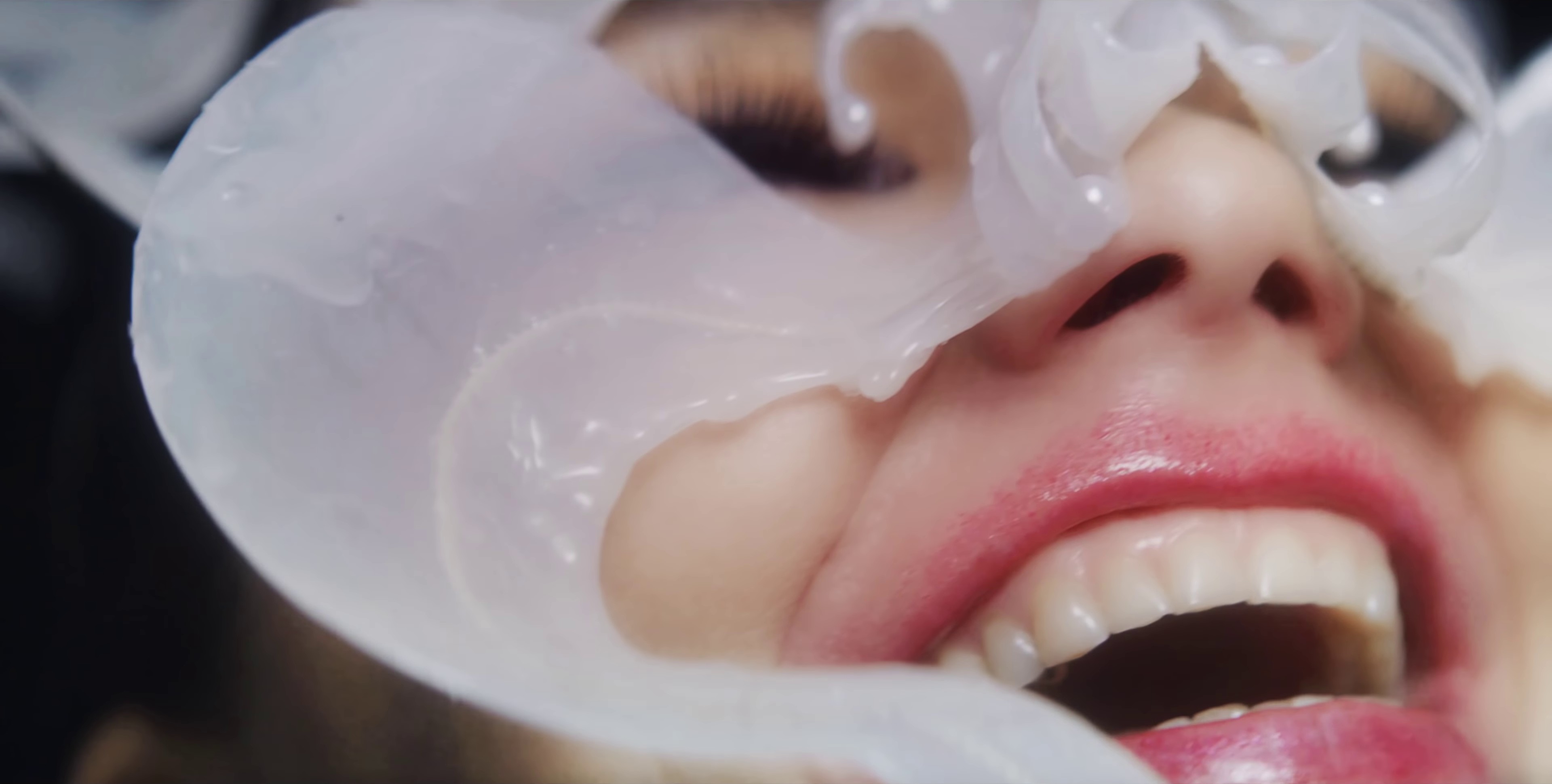 arisen my senses (2017) —  shot,  lighting