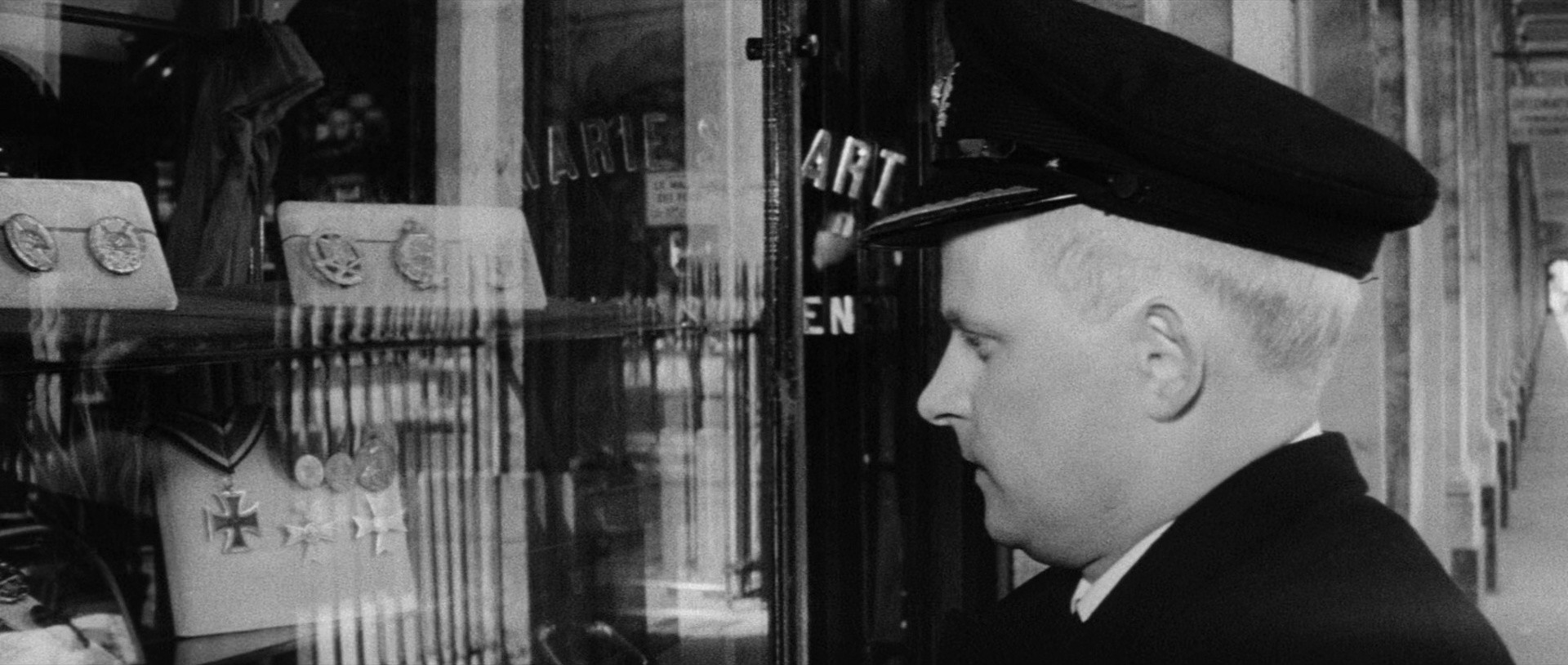 Is Paris Burning? (1966) —  shot,  lighting