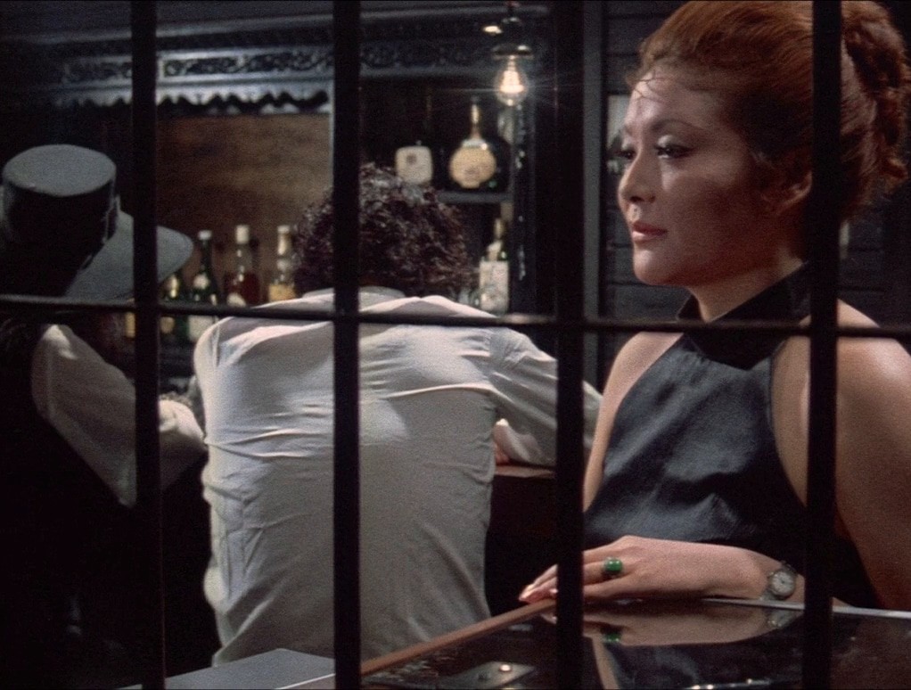 Stray Cat Rock: Sex Hunter (1970) —  shot,  lighting