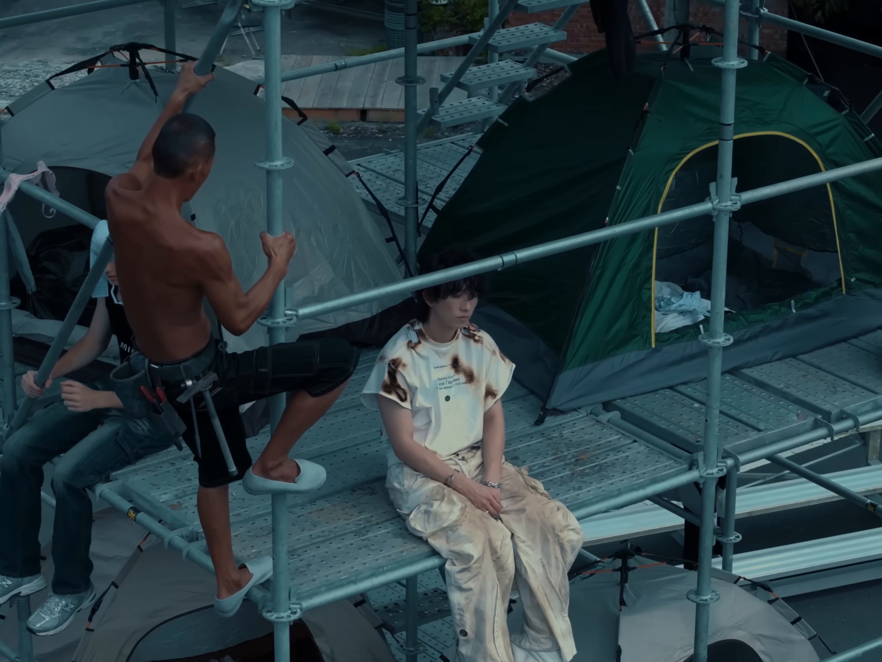 Feng Ze - BEFORE THE FINISH LINE (Official Music Video) (2025) —  shot,  lighting