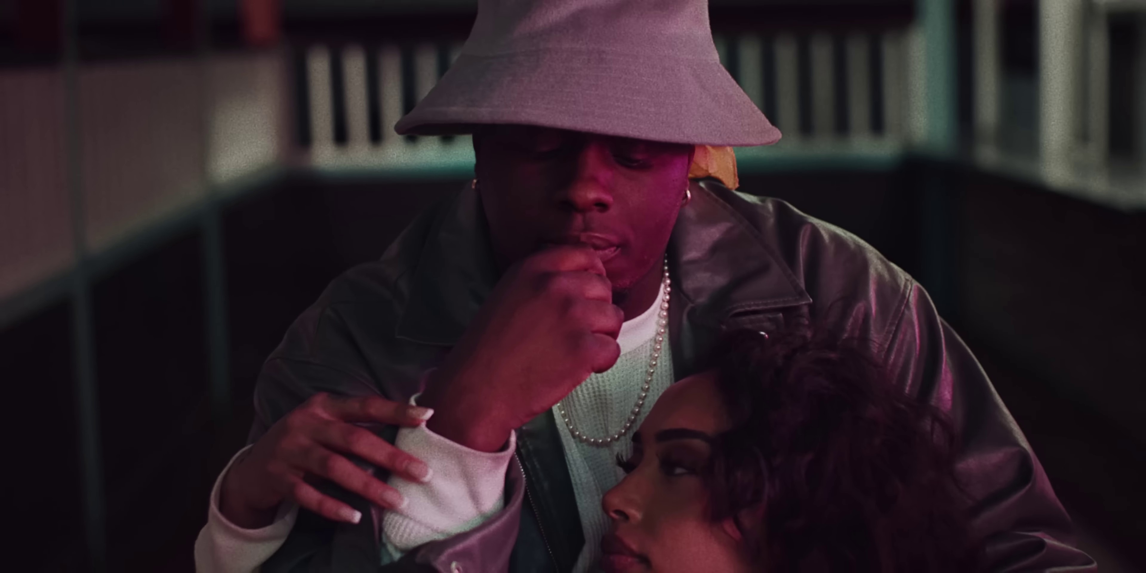 HONEYSUCKLE NECKBONE (2023) —  shot,  lighting