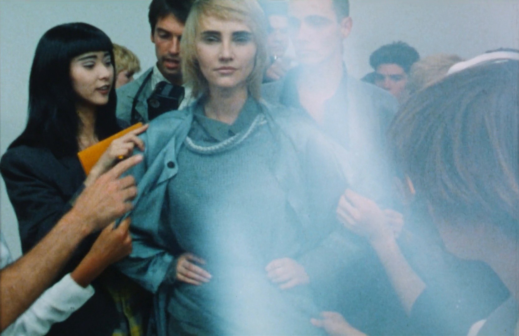 Mode in France (1985) —  shot,  lighting