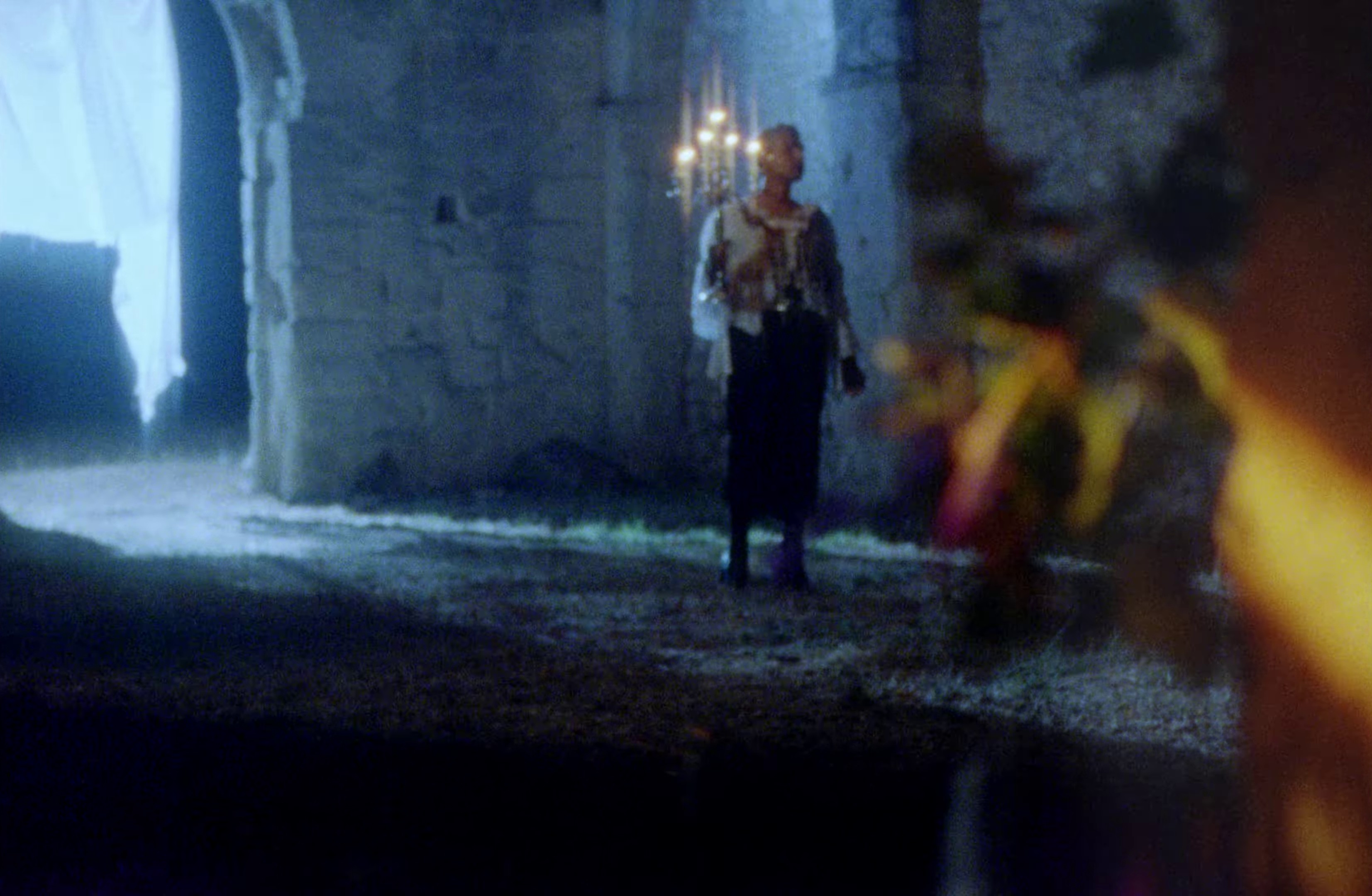 Loin de moi le drame (2022) —  shot,  lighting