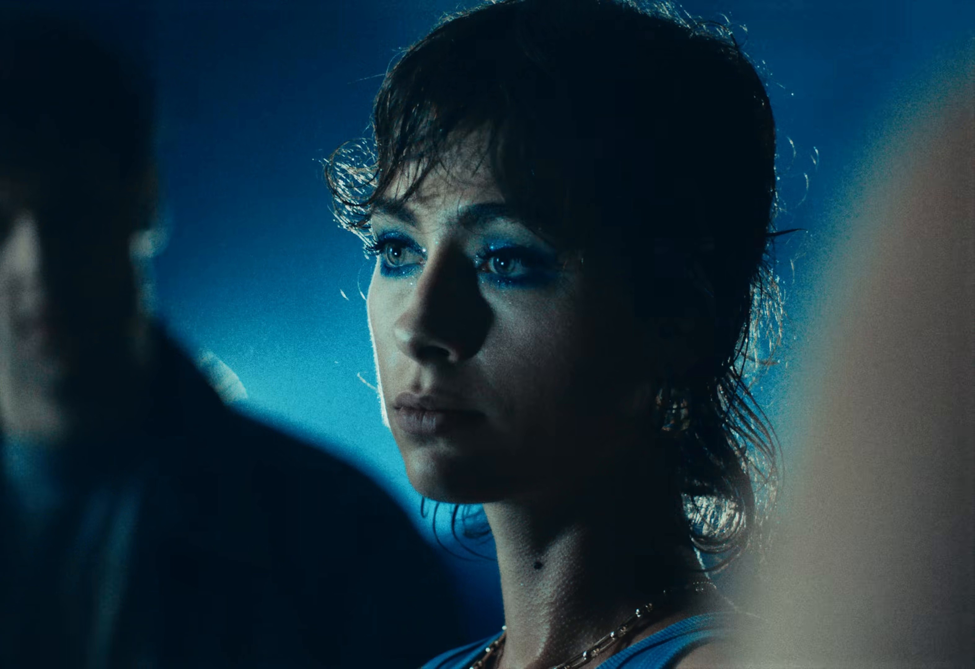 Impose  (2025) —  shot,  lighting