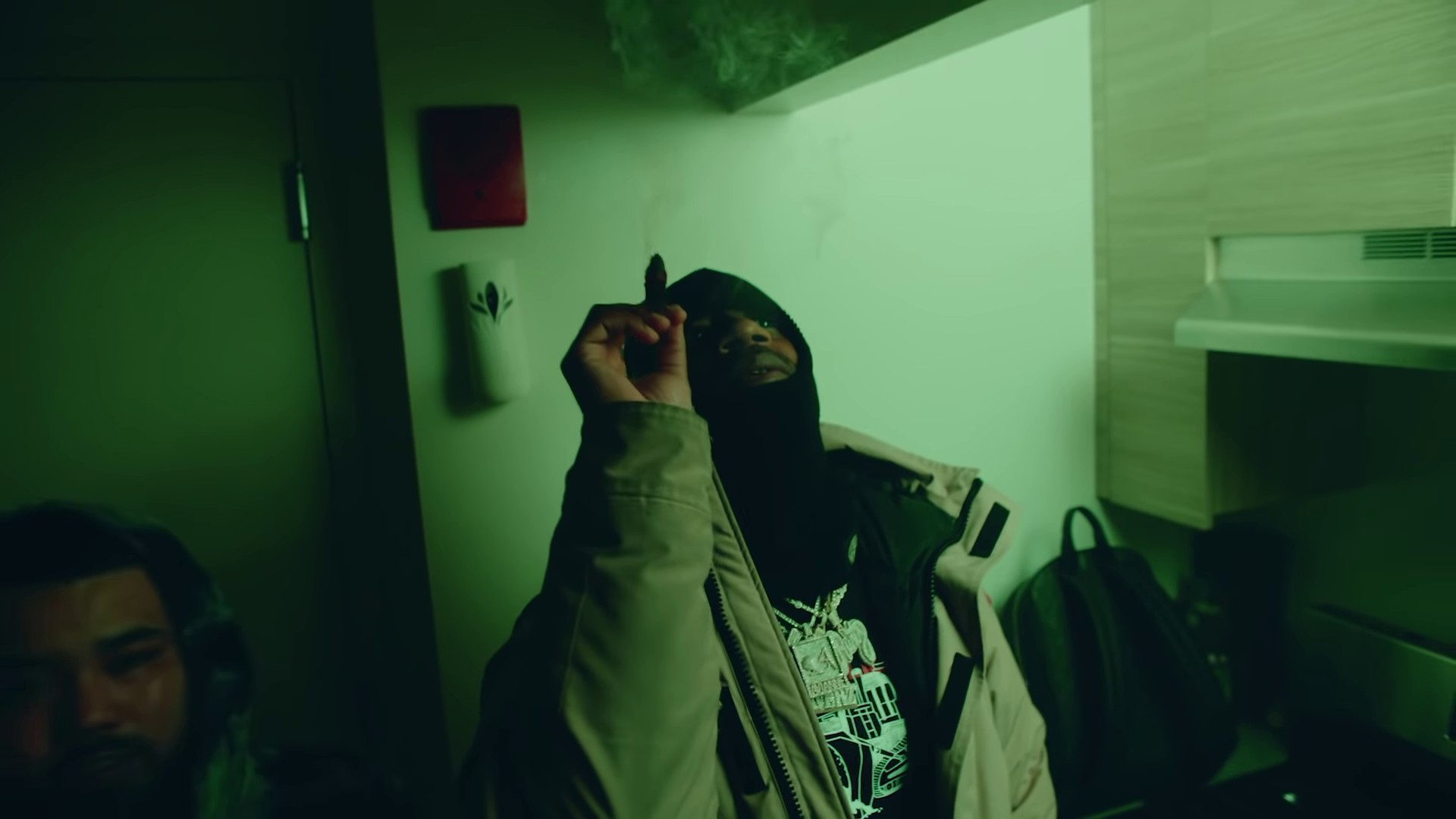 Chinese K (2021) —  shot,  lighting