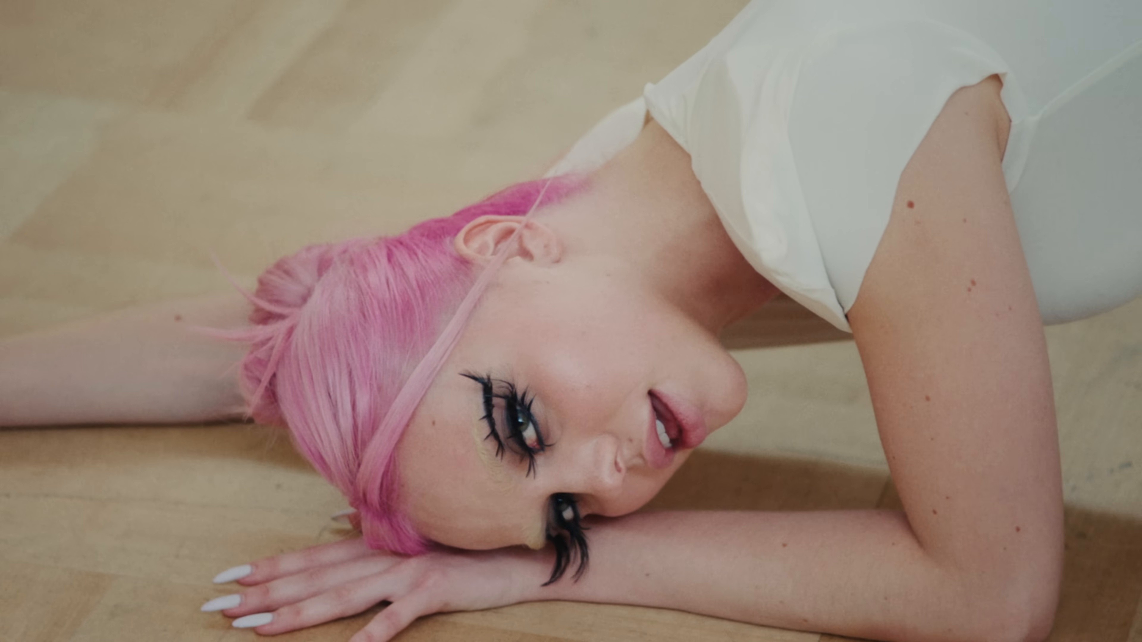 SexOnTheBeat (2025) —  shot,  lighting