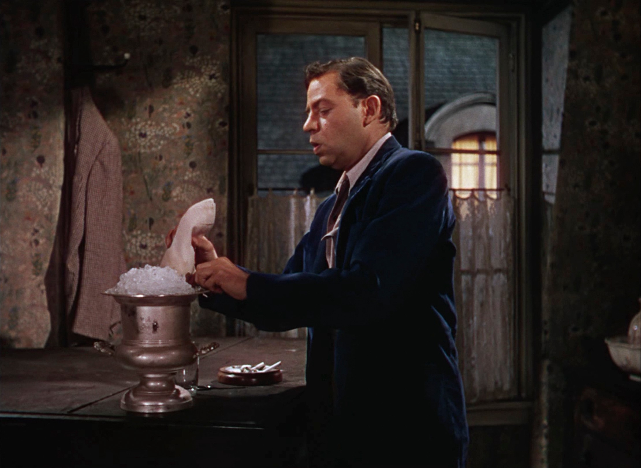 An American in Paris (1951) —  shot,  lighting