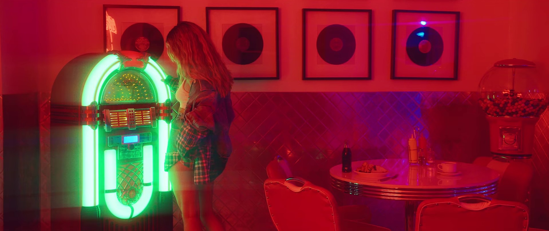 3 A.M. (2021) —  shot,  lighting