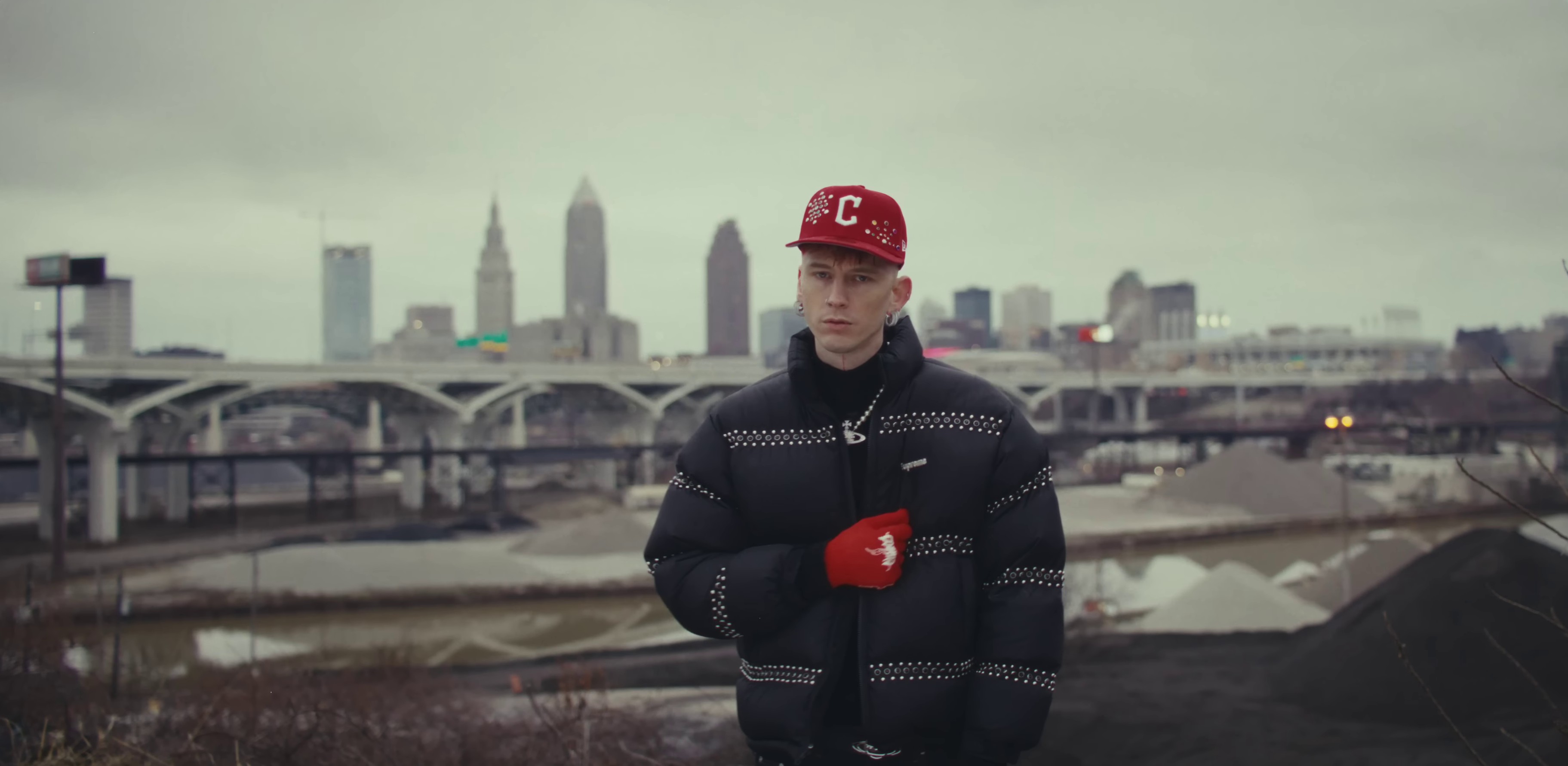 dont let me go (2024) —  shot,  lighting