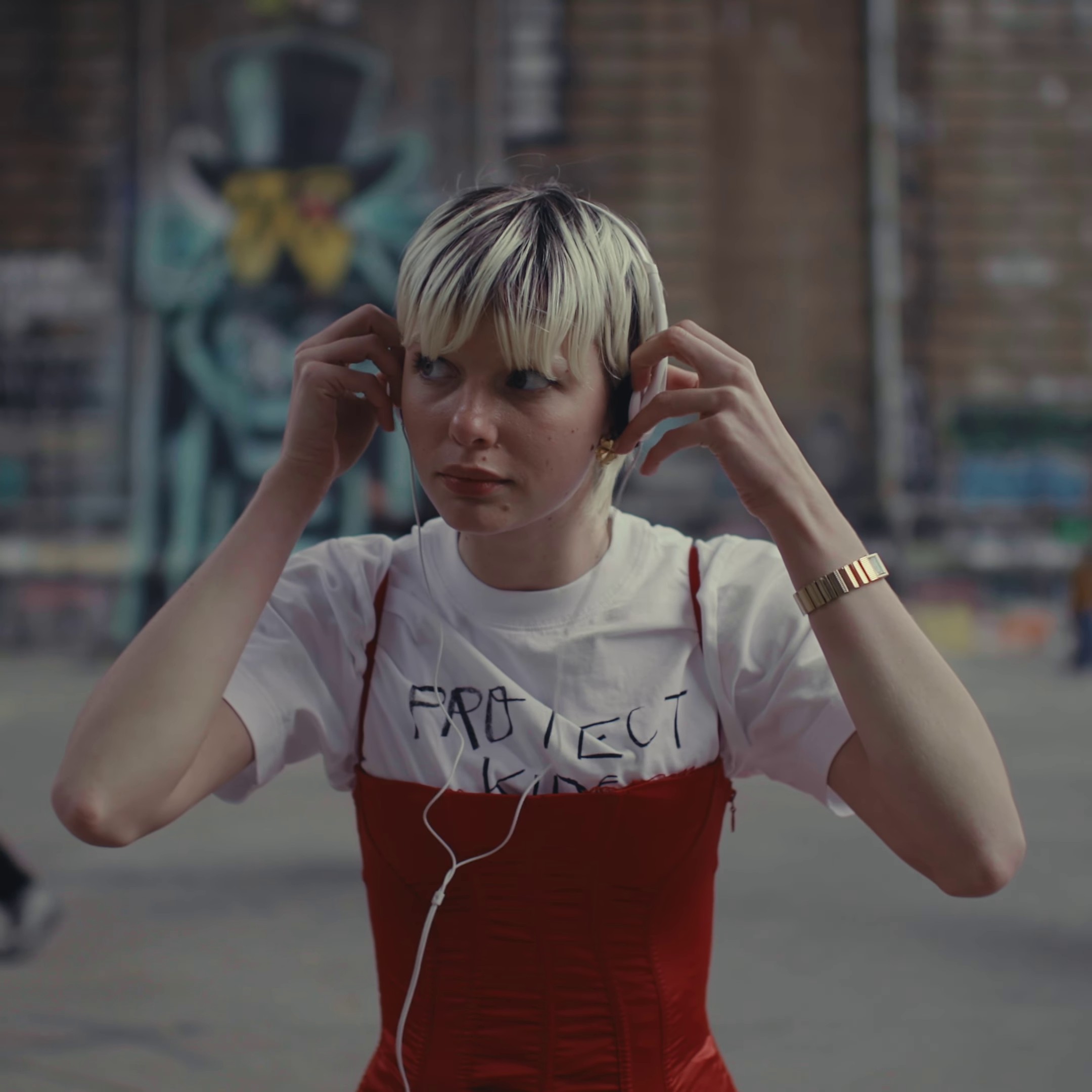 HAGAMOS EL AMOR (2024) —  shot,  lighting