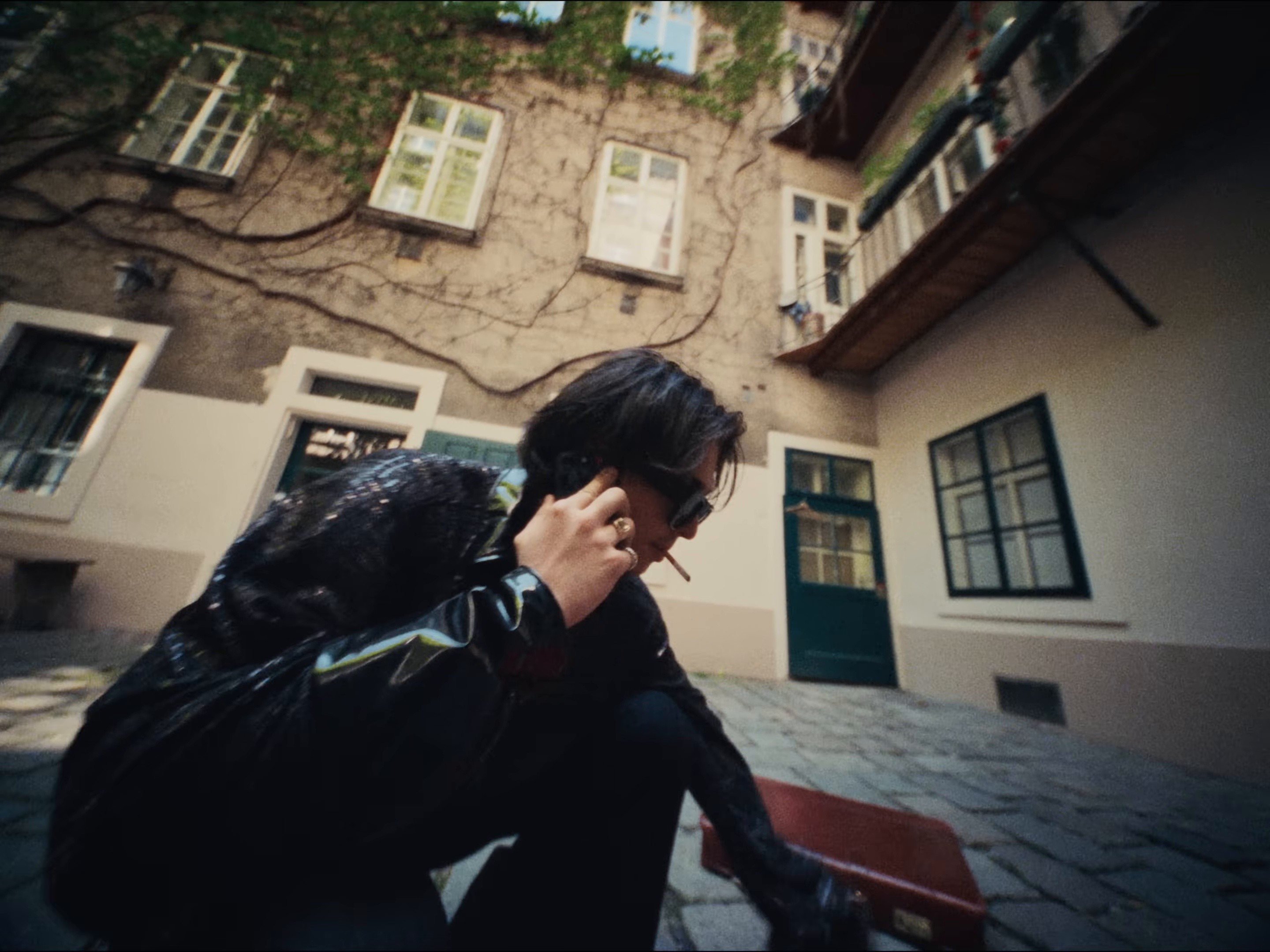 aufnimmawiederschaun (2024) —  shot,  lighting