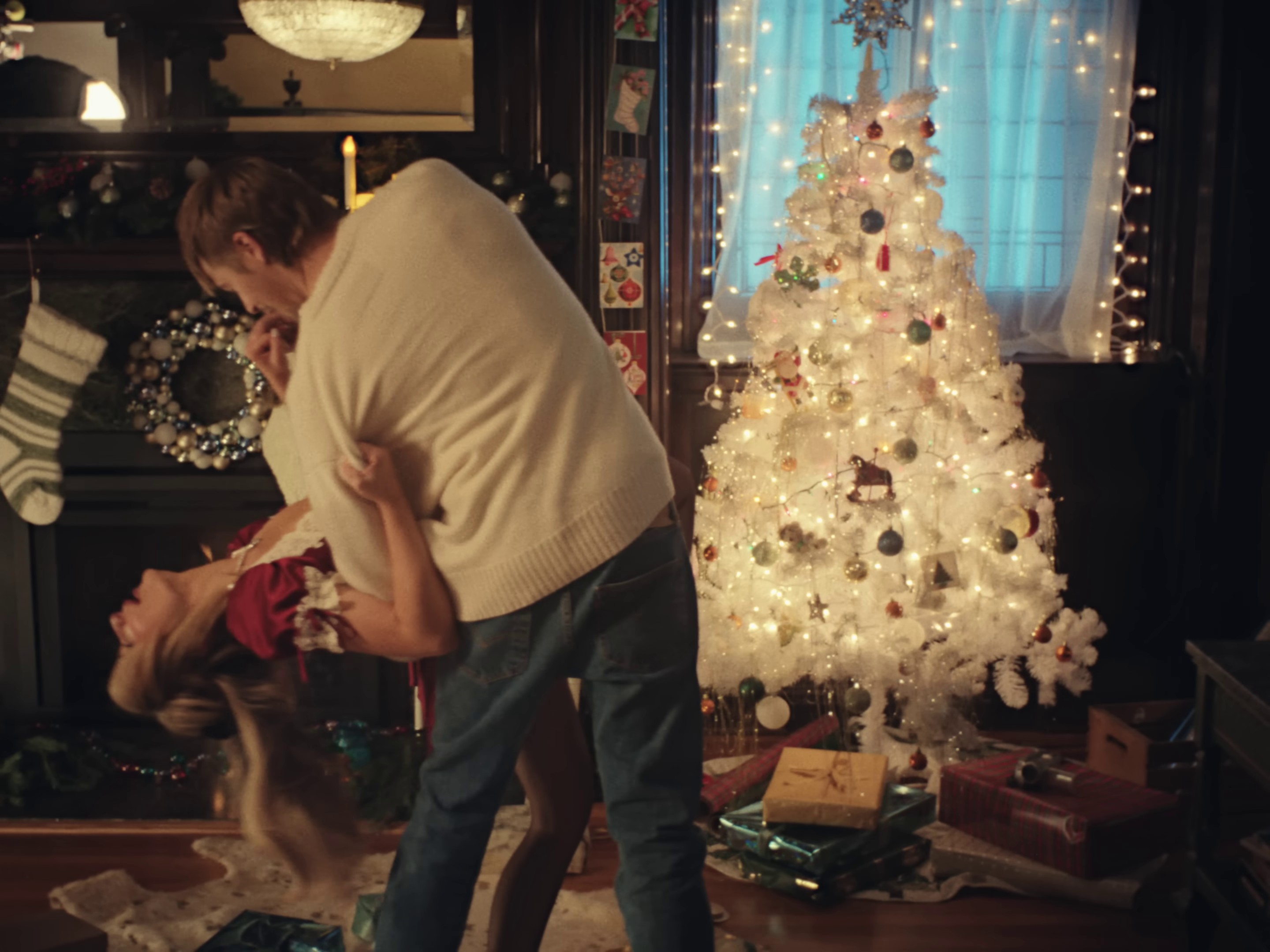 Santa doesn’t know you like i do (2023) —  shot,  lighting