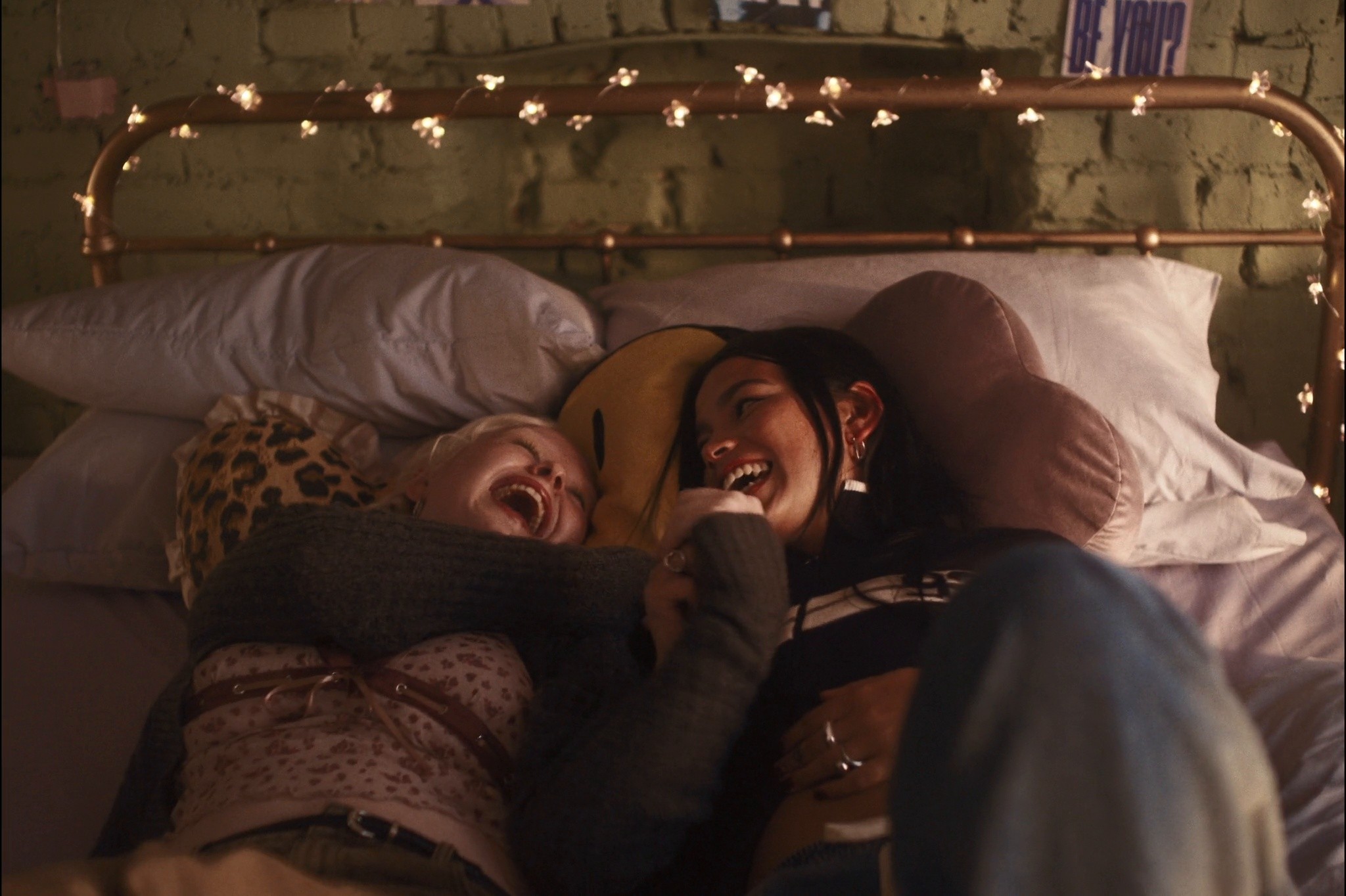 SCHUH AW24 | Dir. Claudius Ricketts (2024) —  shot,  lighting