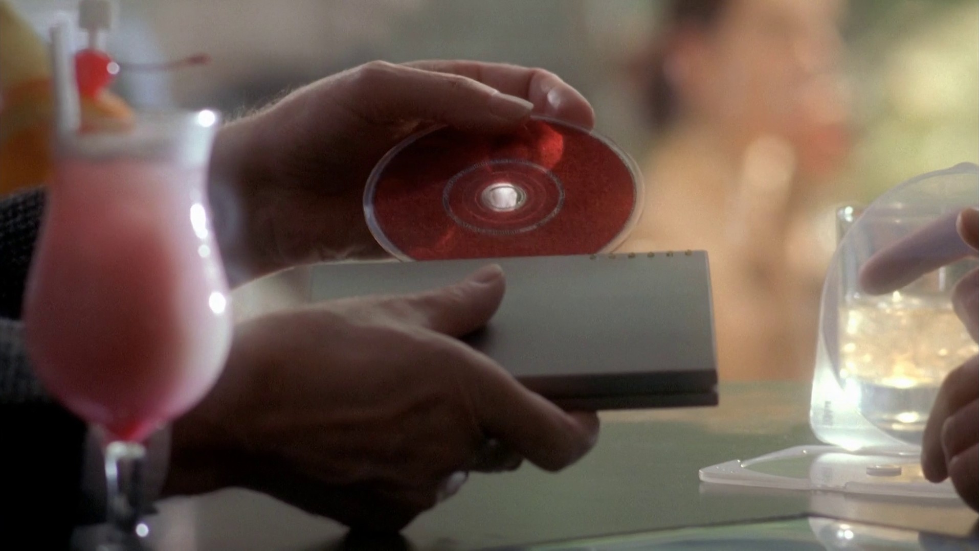 Cypher (2002) —  shot,  lighting