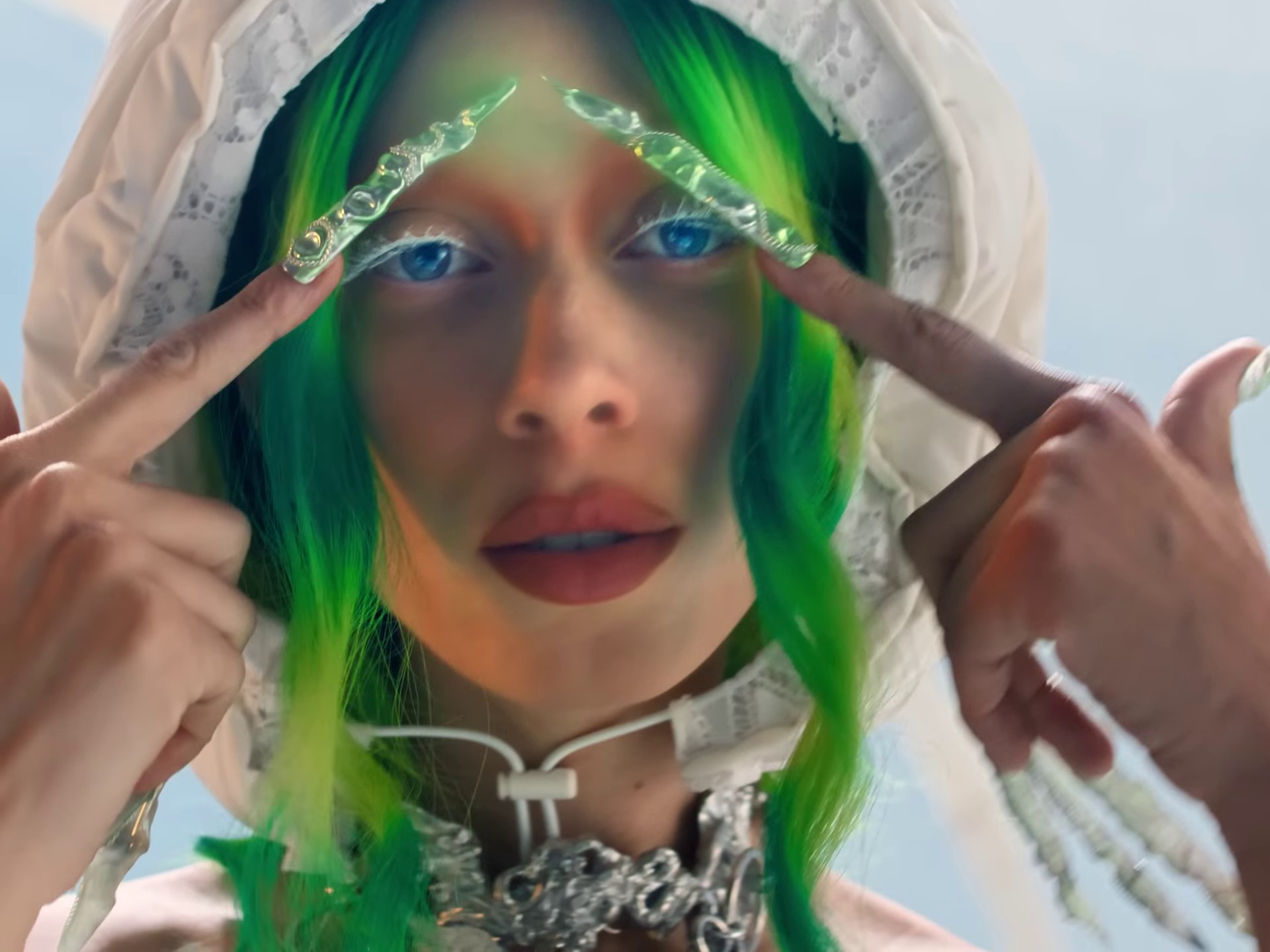 Morphine (2022) —  shot,  lighting