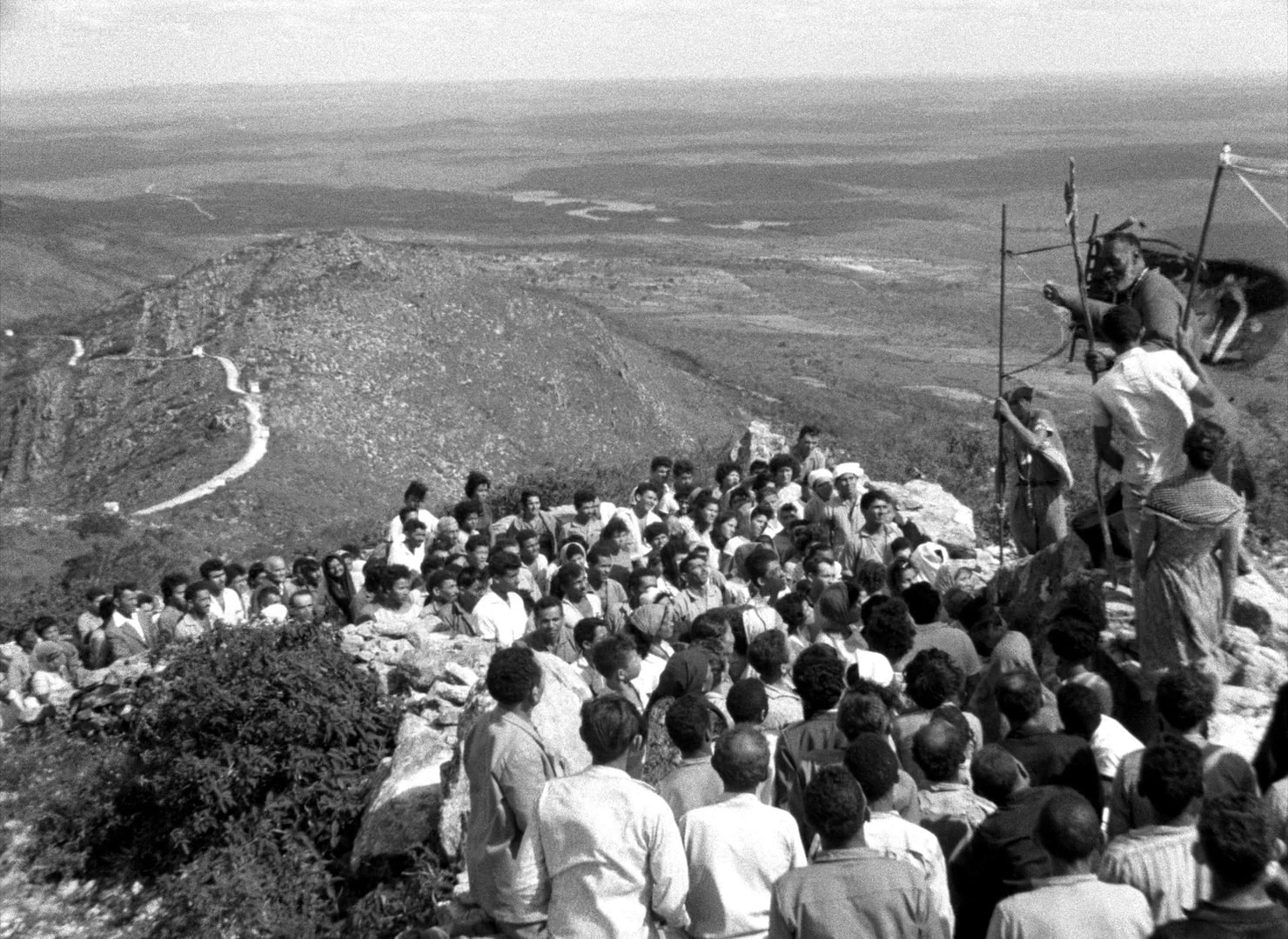 Black God, White Devil (1964) —  shot,  lighting