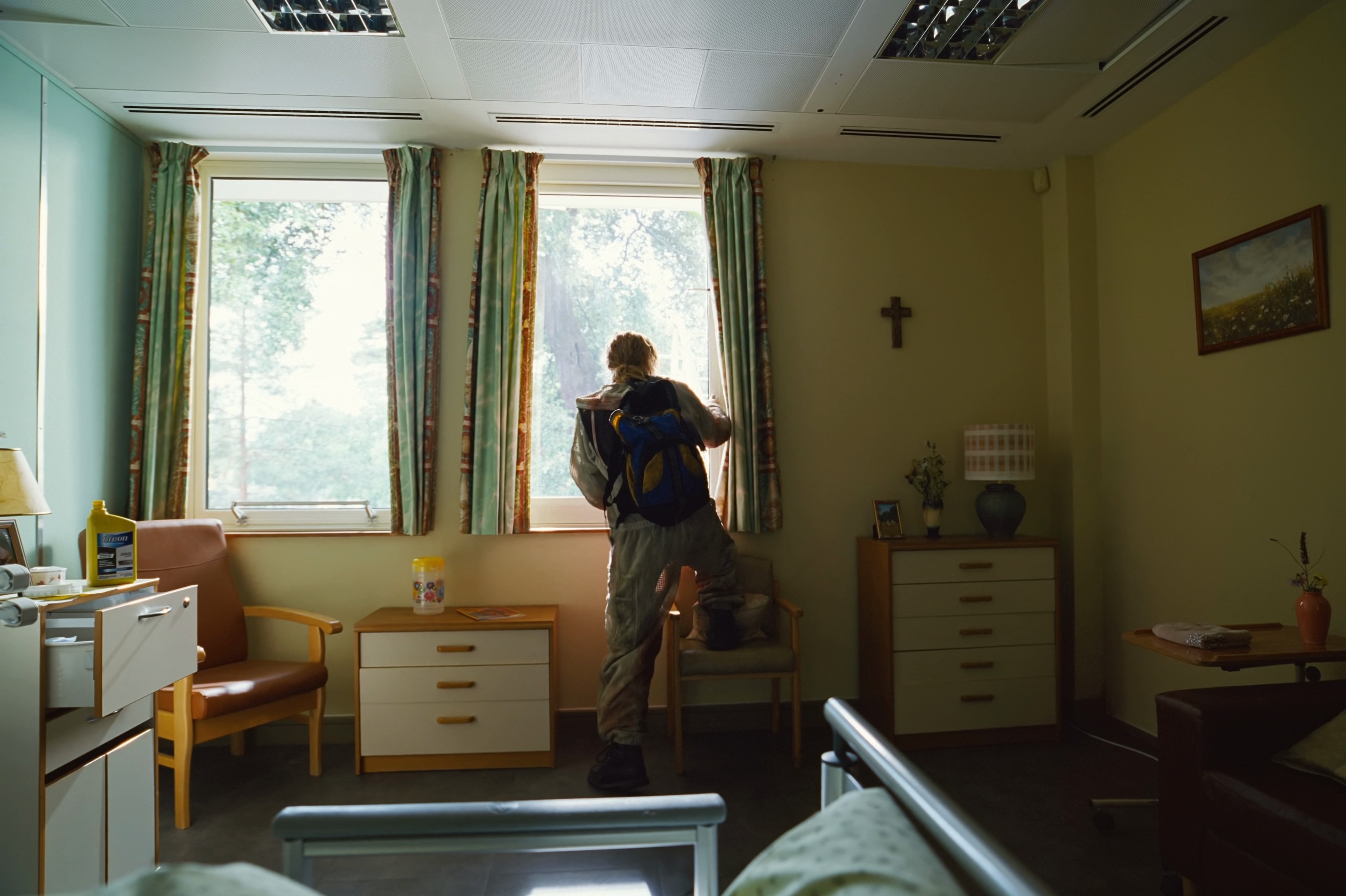 Bugonia (2025) —  shot,  lighting