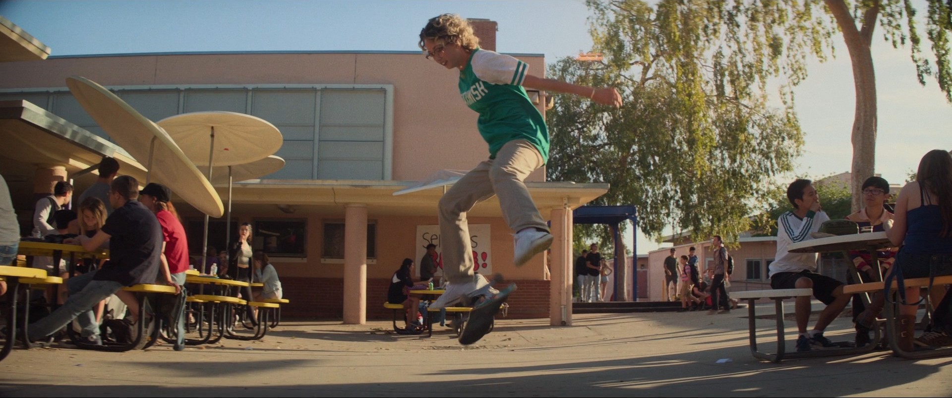 Booksmart (2019) —  shot,  lighting