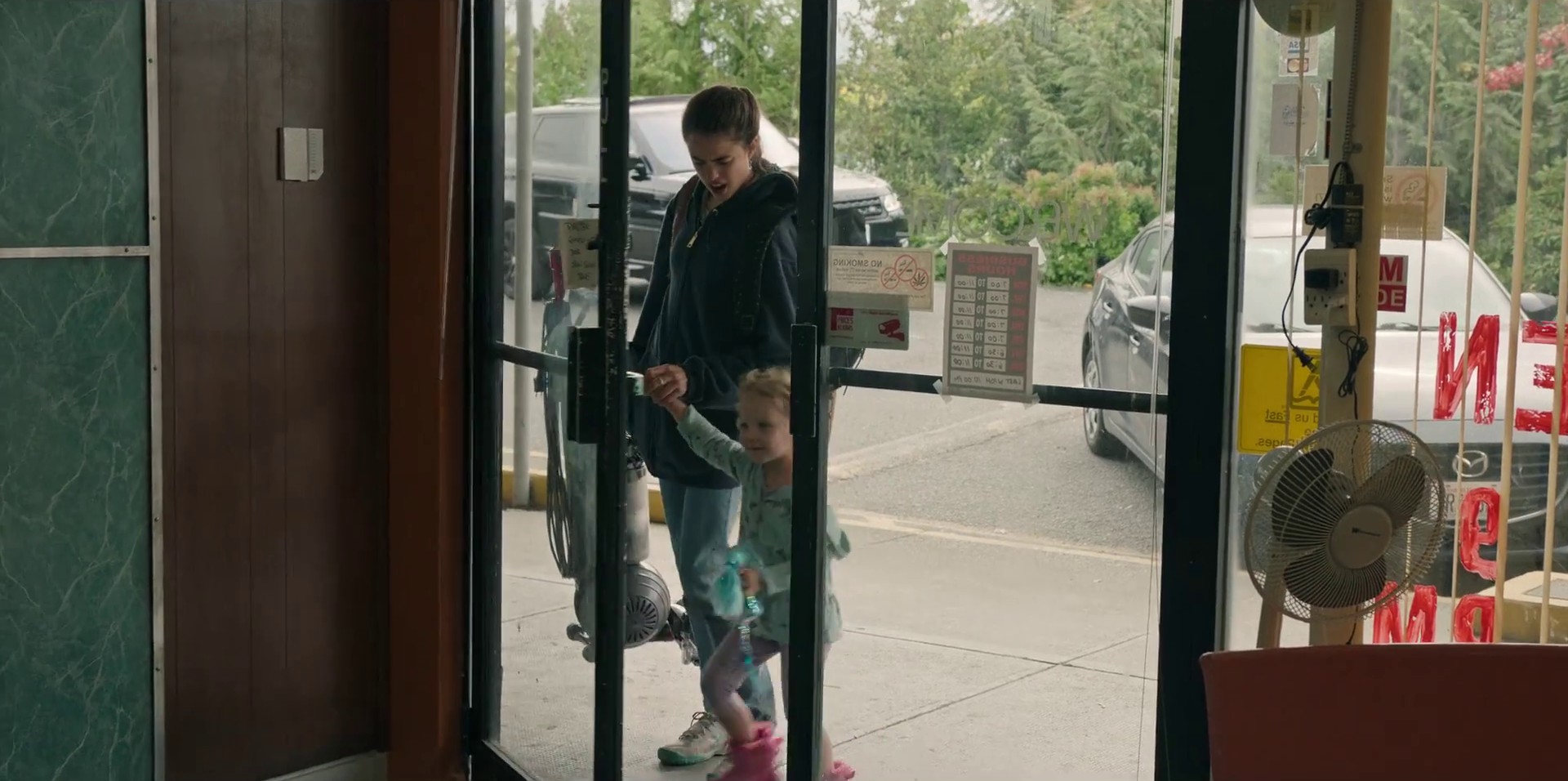 Ponies (2021) —  shot,  lighting