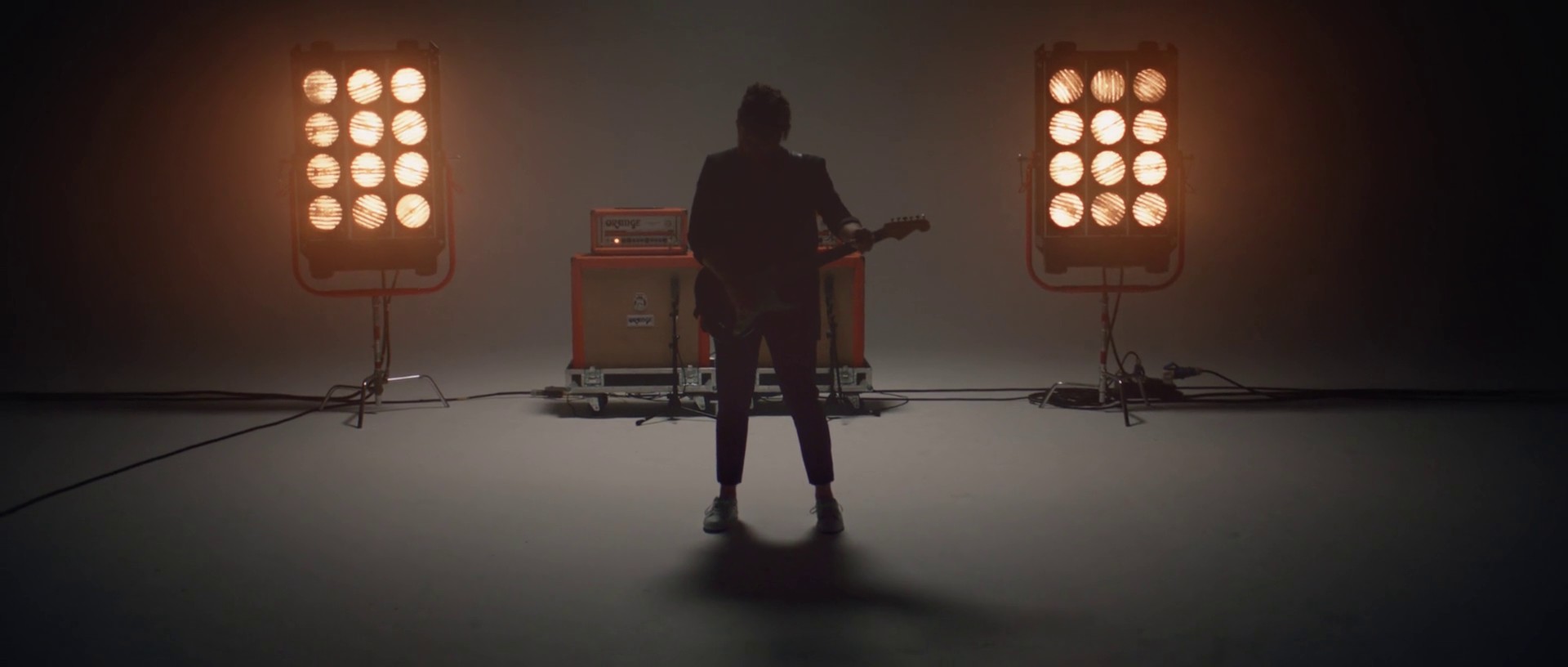 Surprise Yourself (2016) —  shot,  lighting