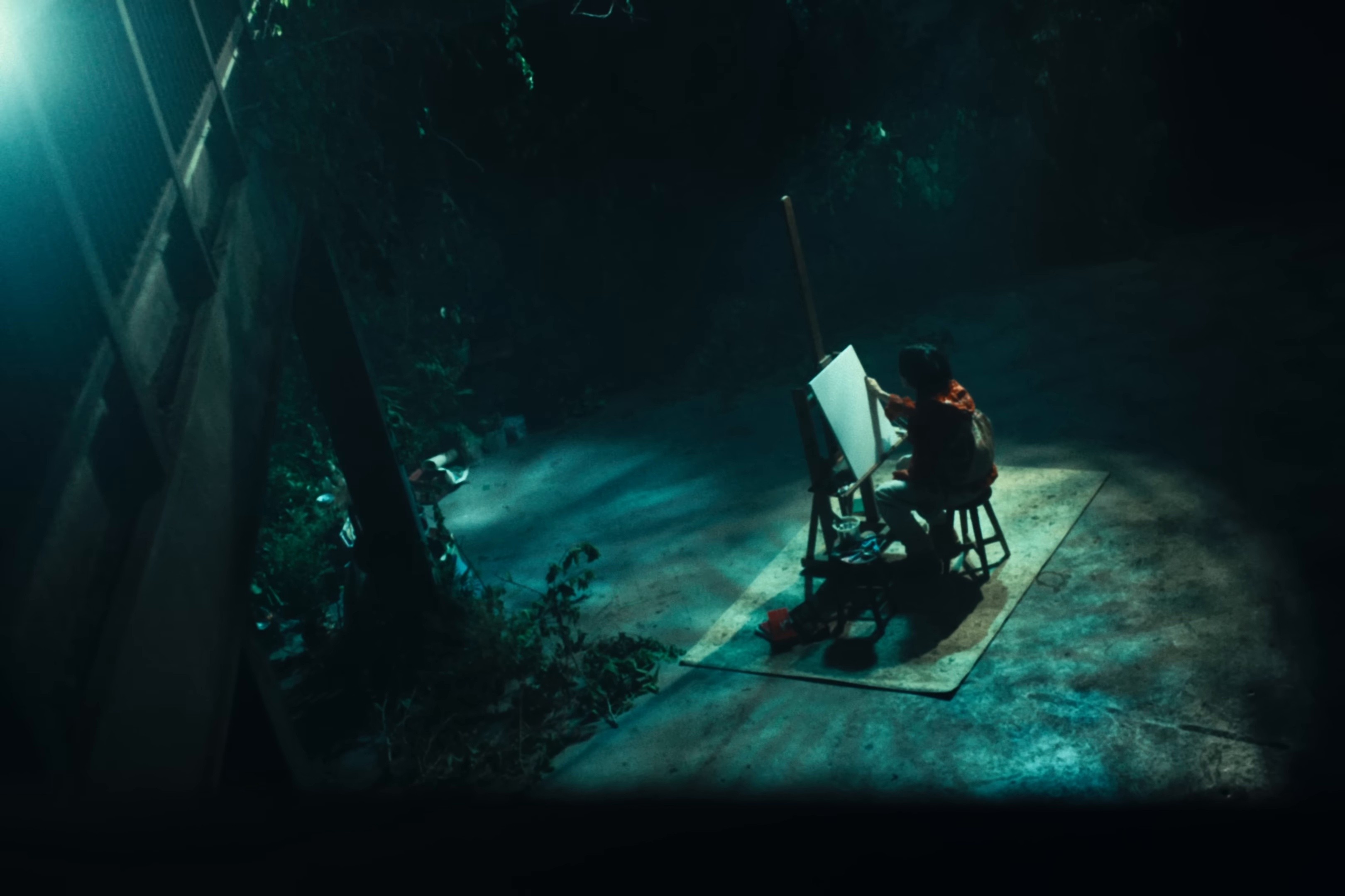 「撃って」("Break Out") (2025) —  shot,  lighting