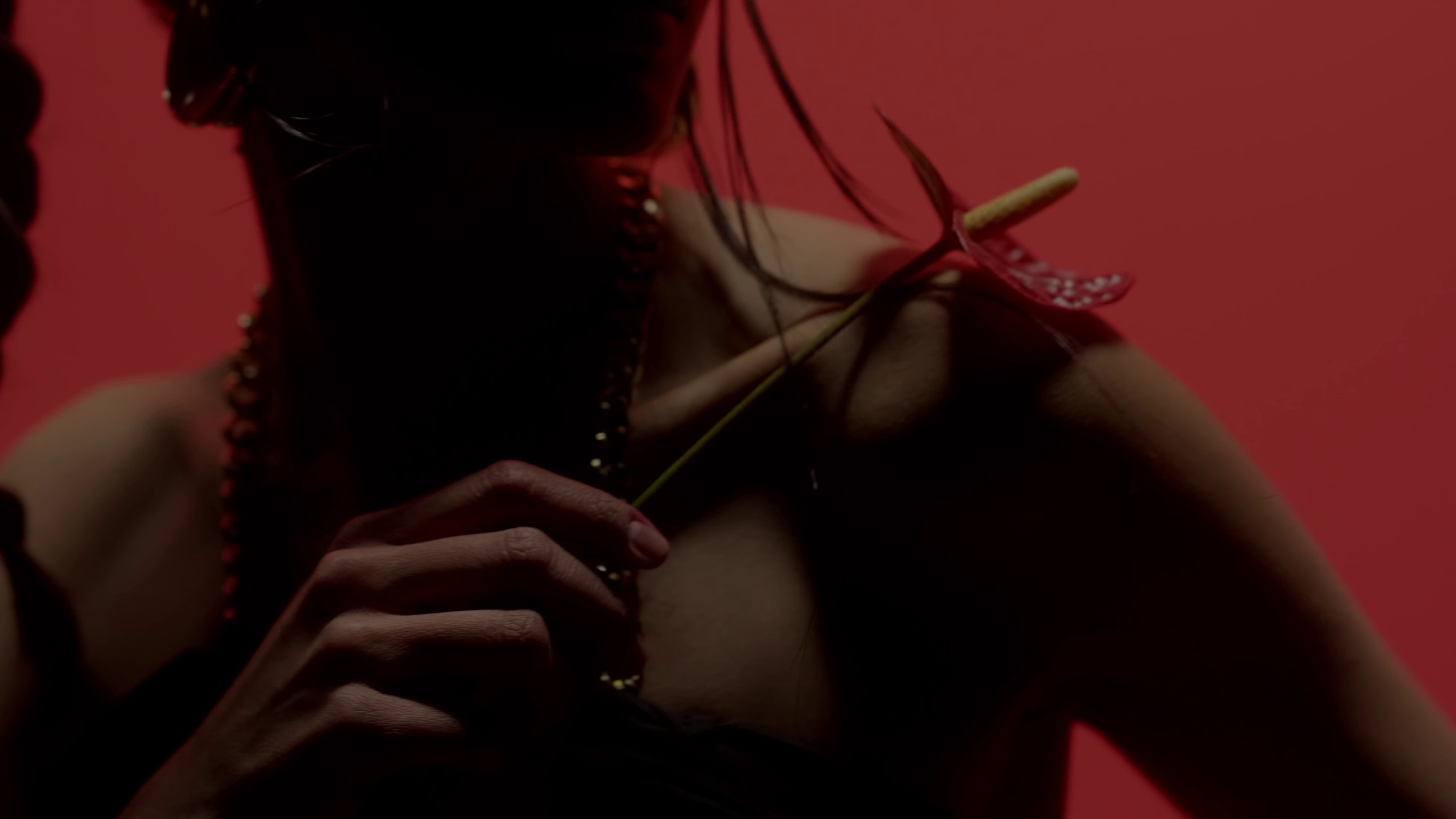 Fendi love (2021) —  shot,  lighting