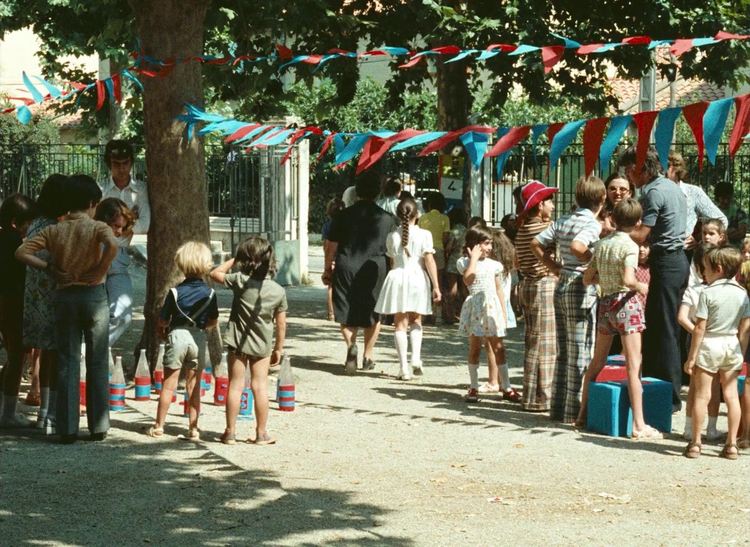 My Little Loves (1974) —  shot,  lighting