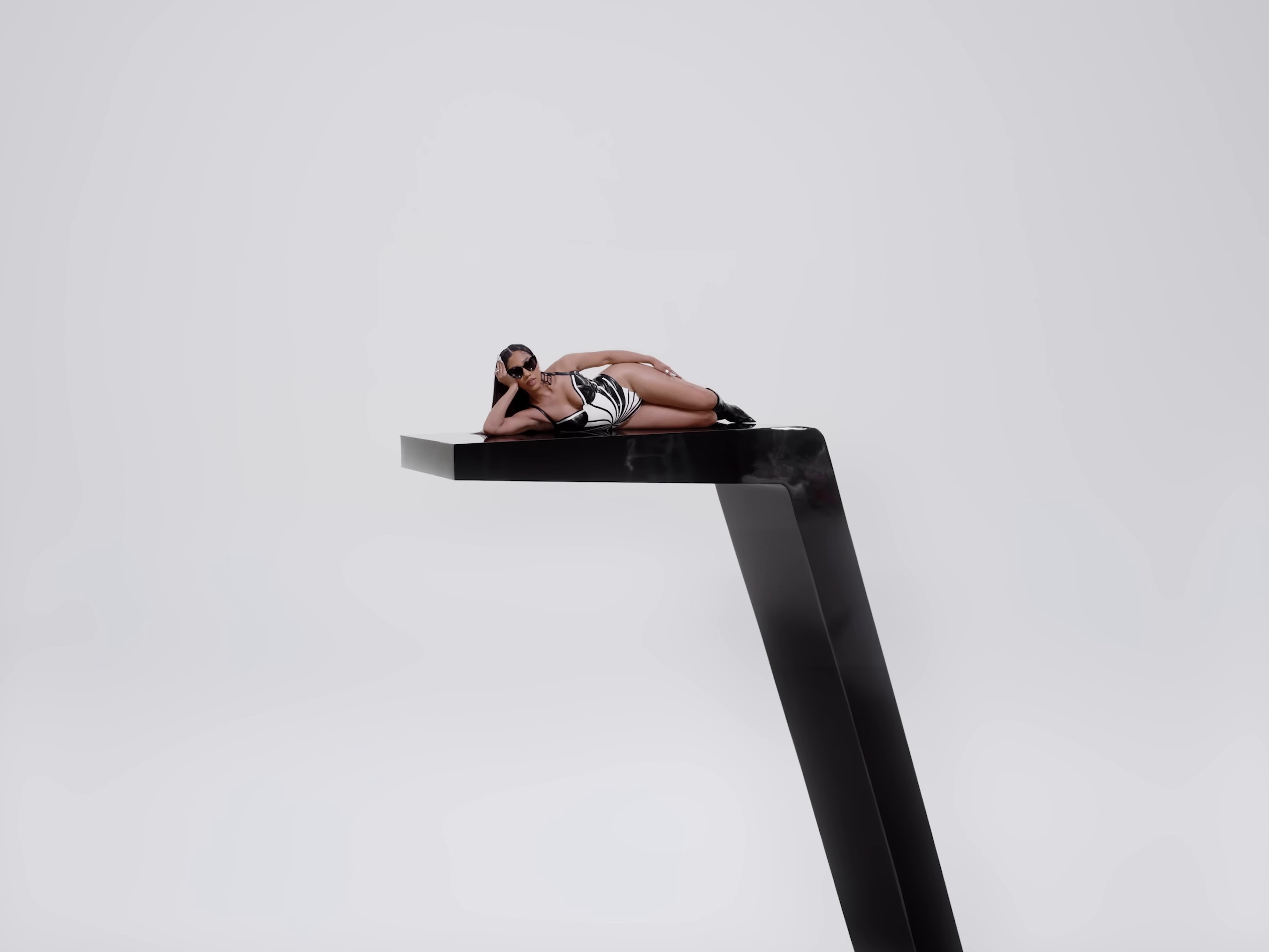 Millions (2023) —  shot,  lighting