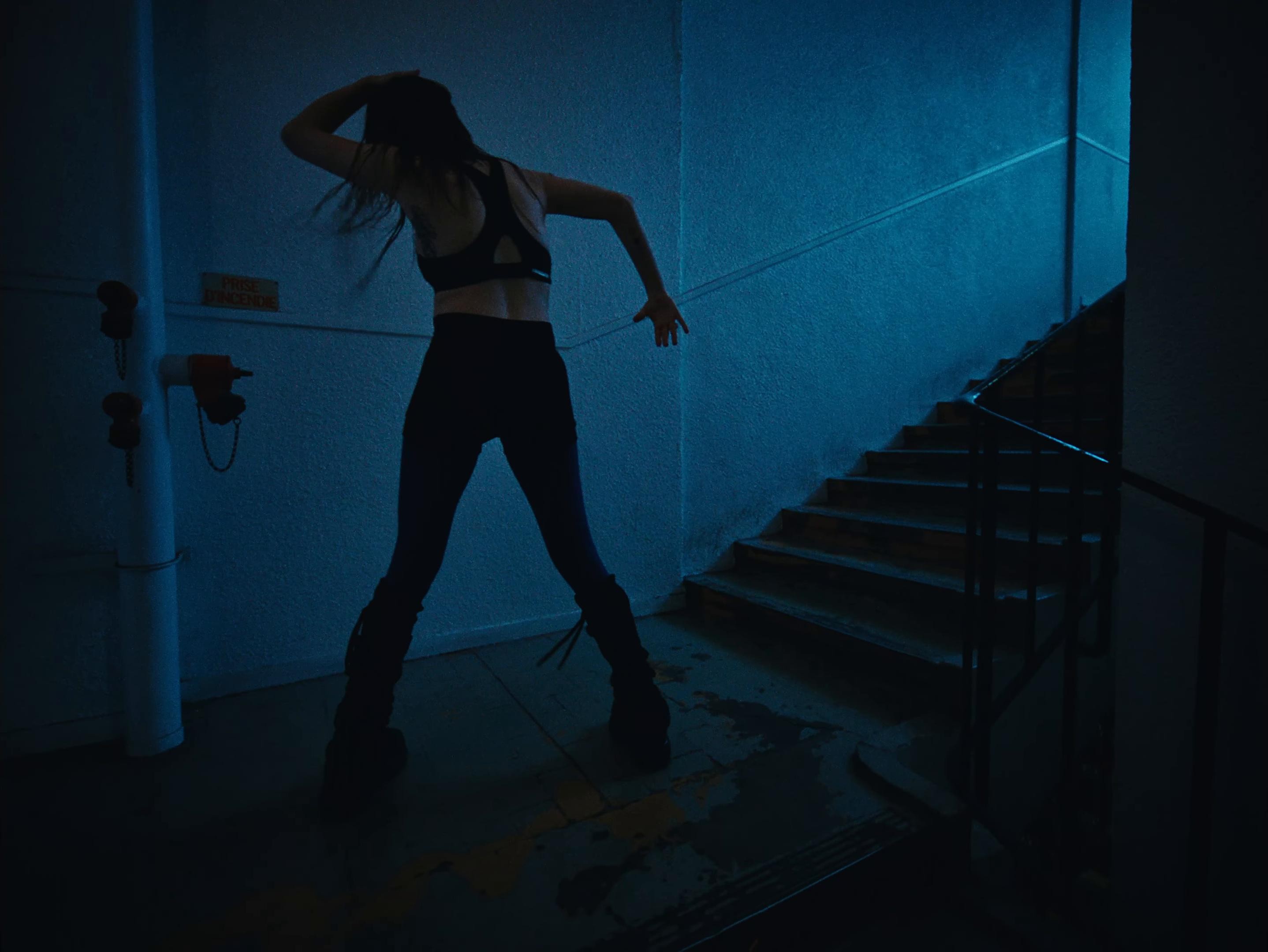 RALENTIS (2025) —  shot,  lighting