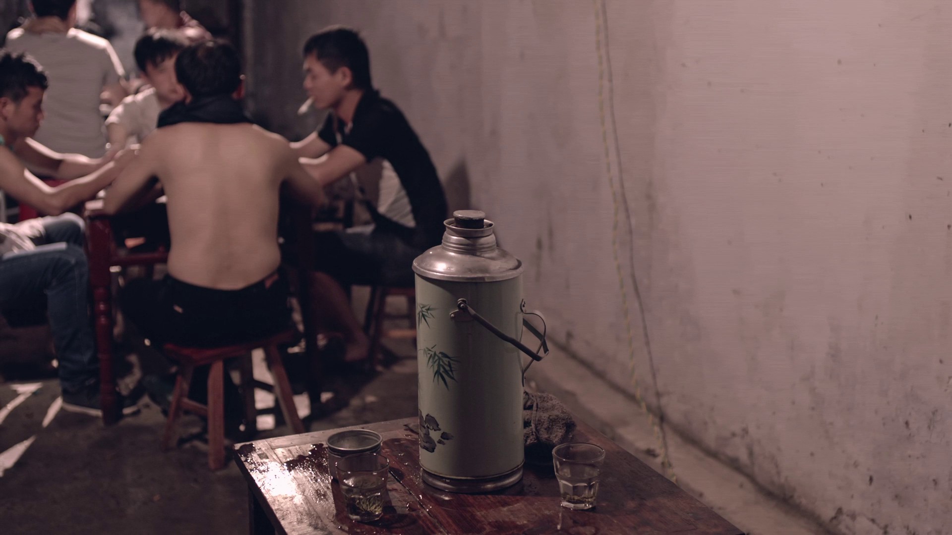 Kaili Blues (2016) —  shot,  lighting