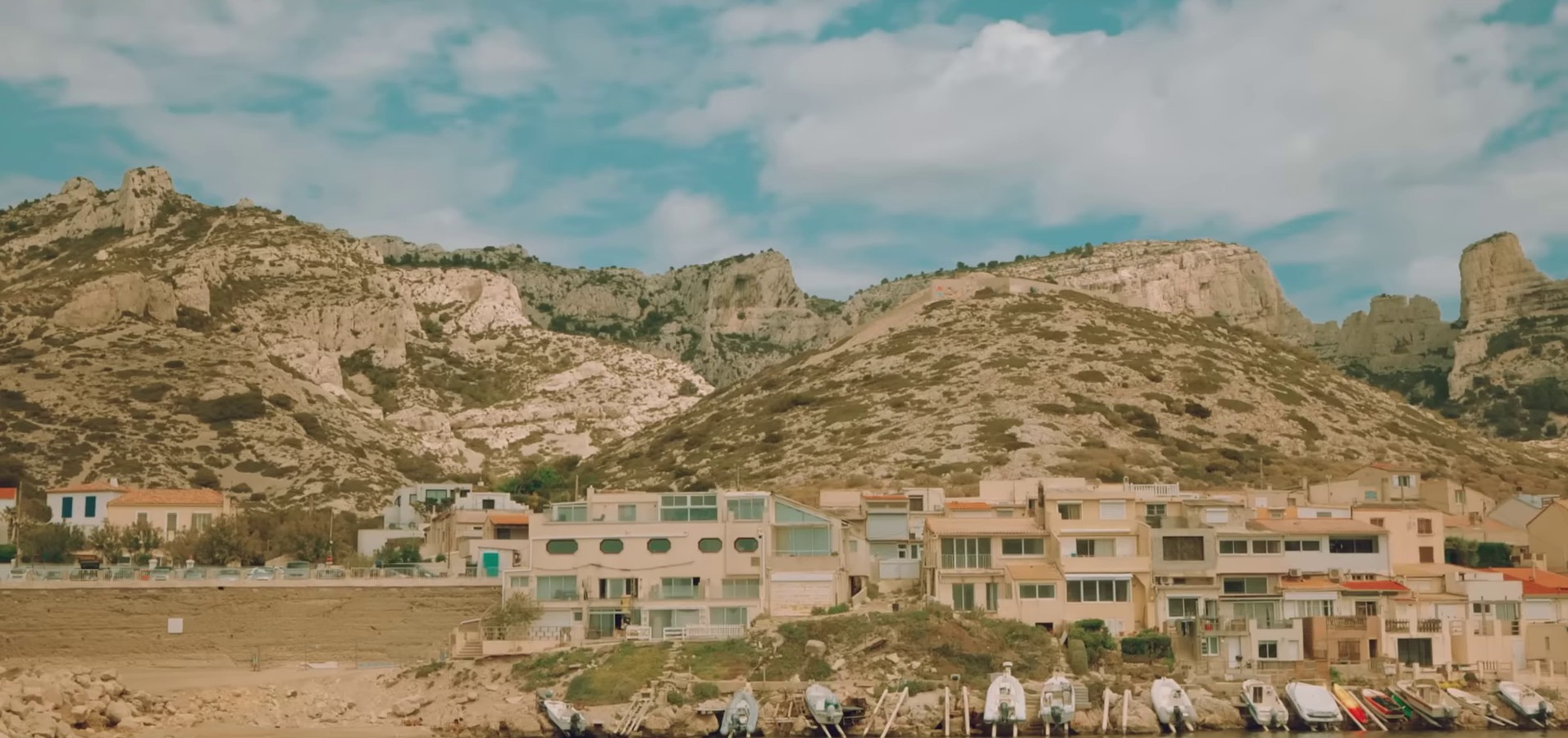 Si loin de toi (2023) —  shot,  lighting