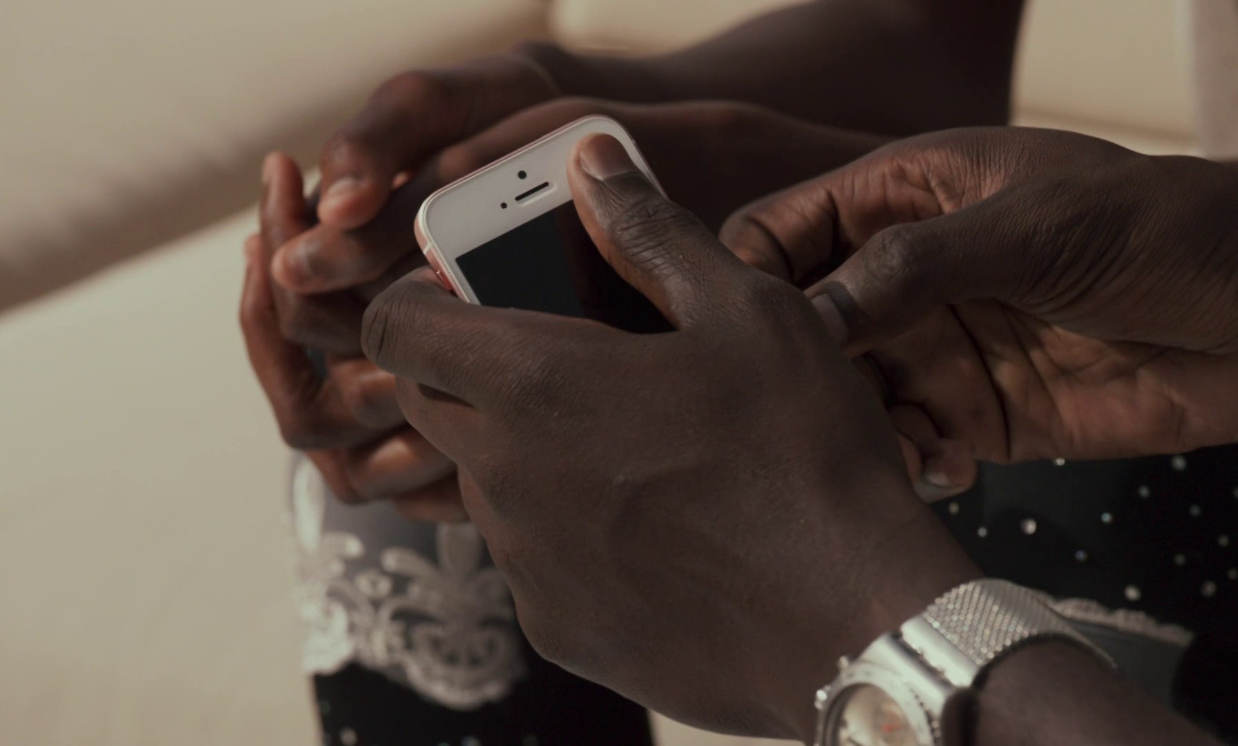 Atlantics (2019) —  shot,  lighting