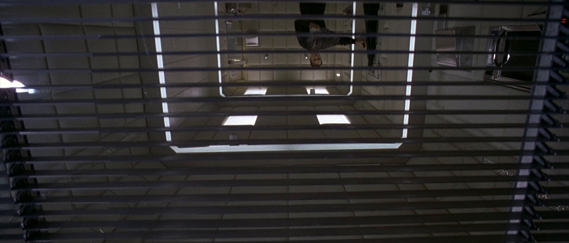 Event Horizon (1998) —  shot,  lighting