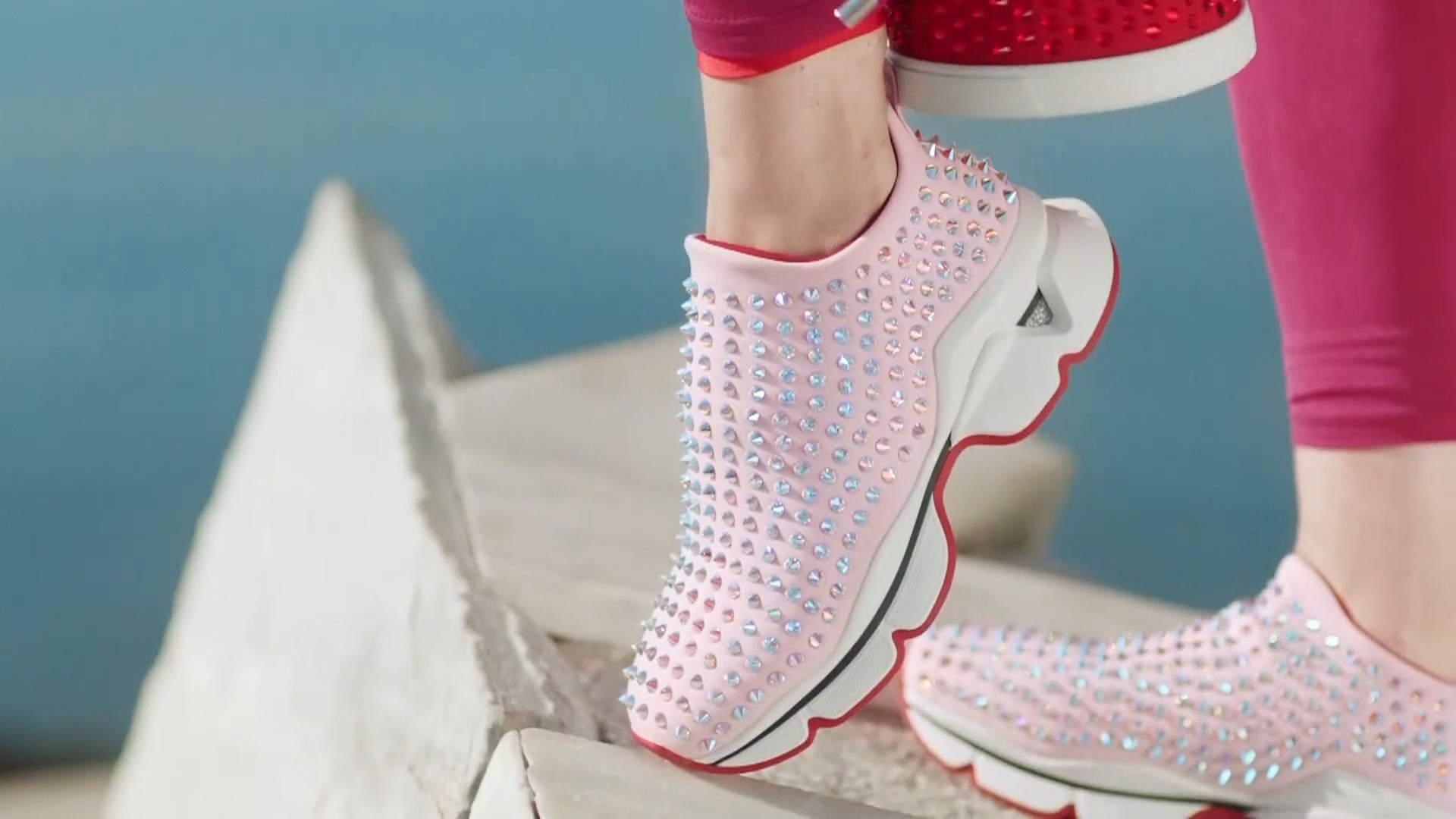 Run Loubi Run (2019) —  shot,  lighting