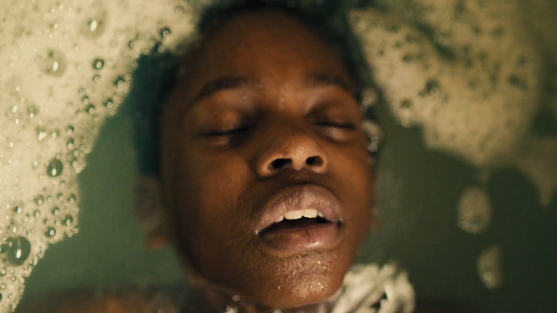 Expedia "Wisdom & Obi" (2024) —  shot,  lighting